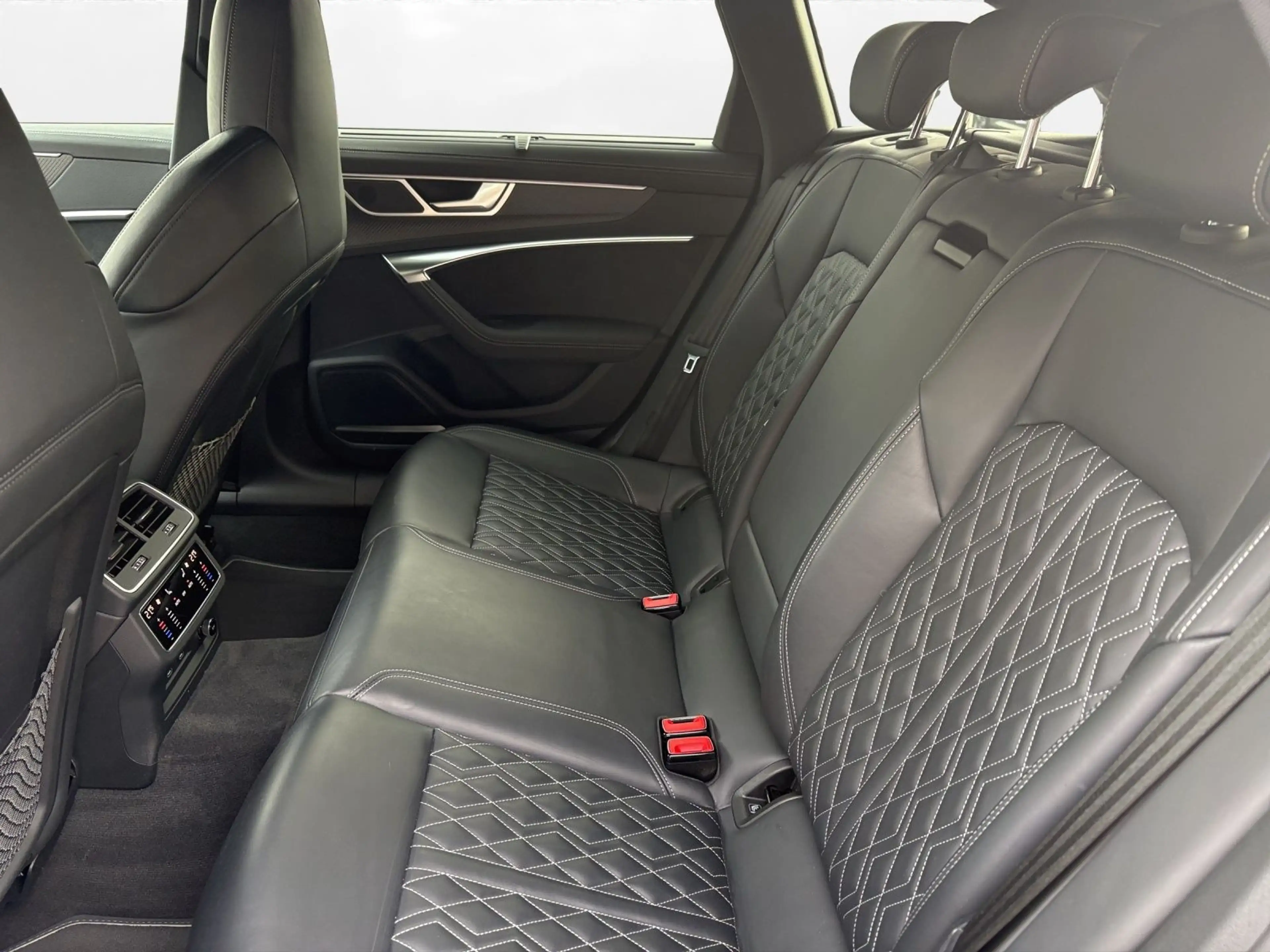 Audi S6 3.0 TDI quattro B&O Allradlenkung StHz — photo 8