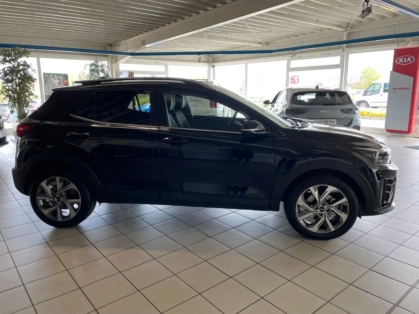 Kia Stonic GT Line Nero - 2