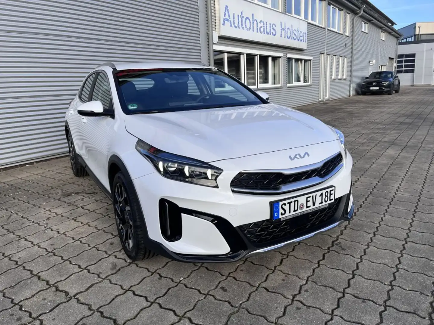 Kia XCeed 1.6 GDI DCT6 OPF Plug-in-Hybrid SPIRIT Weiß - 2