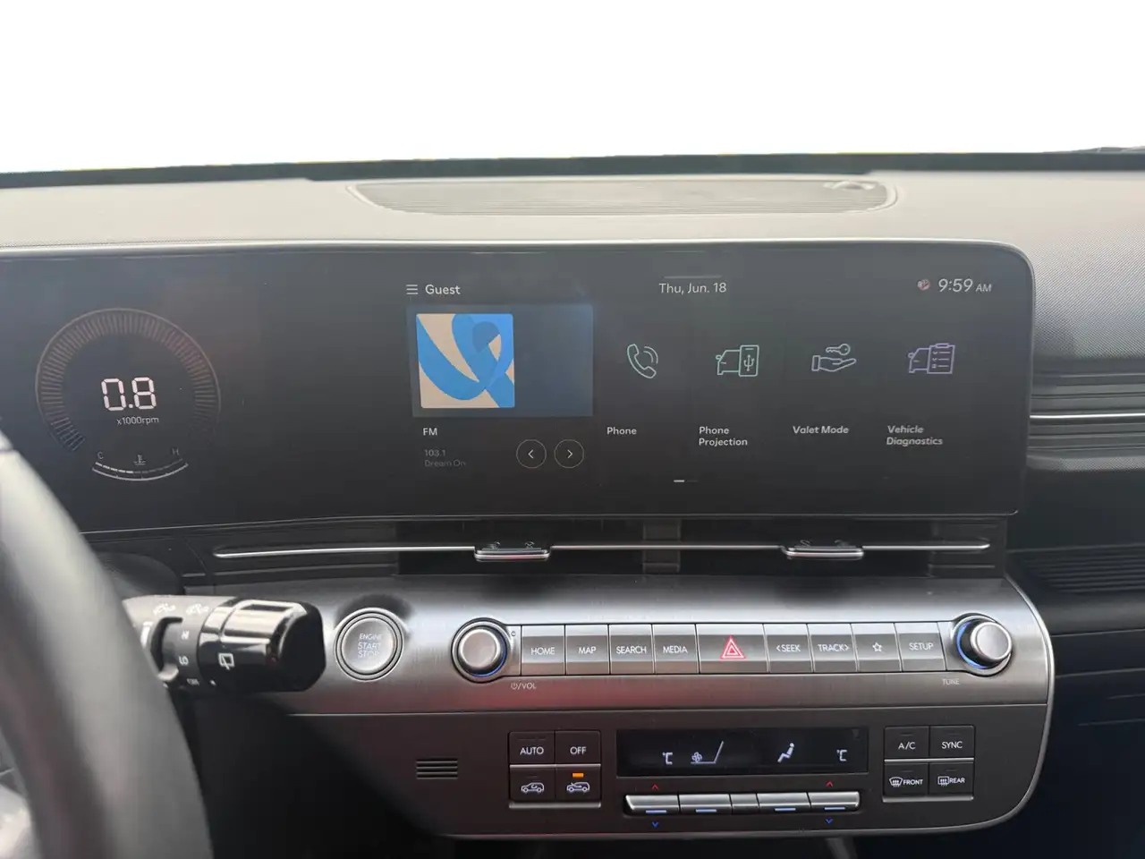 Hyundai KONA photo Hyundai KONA