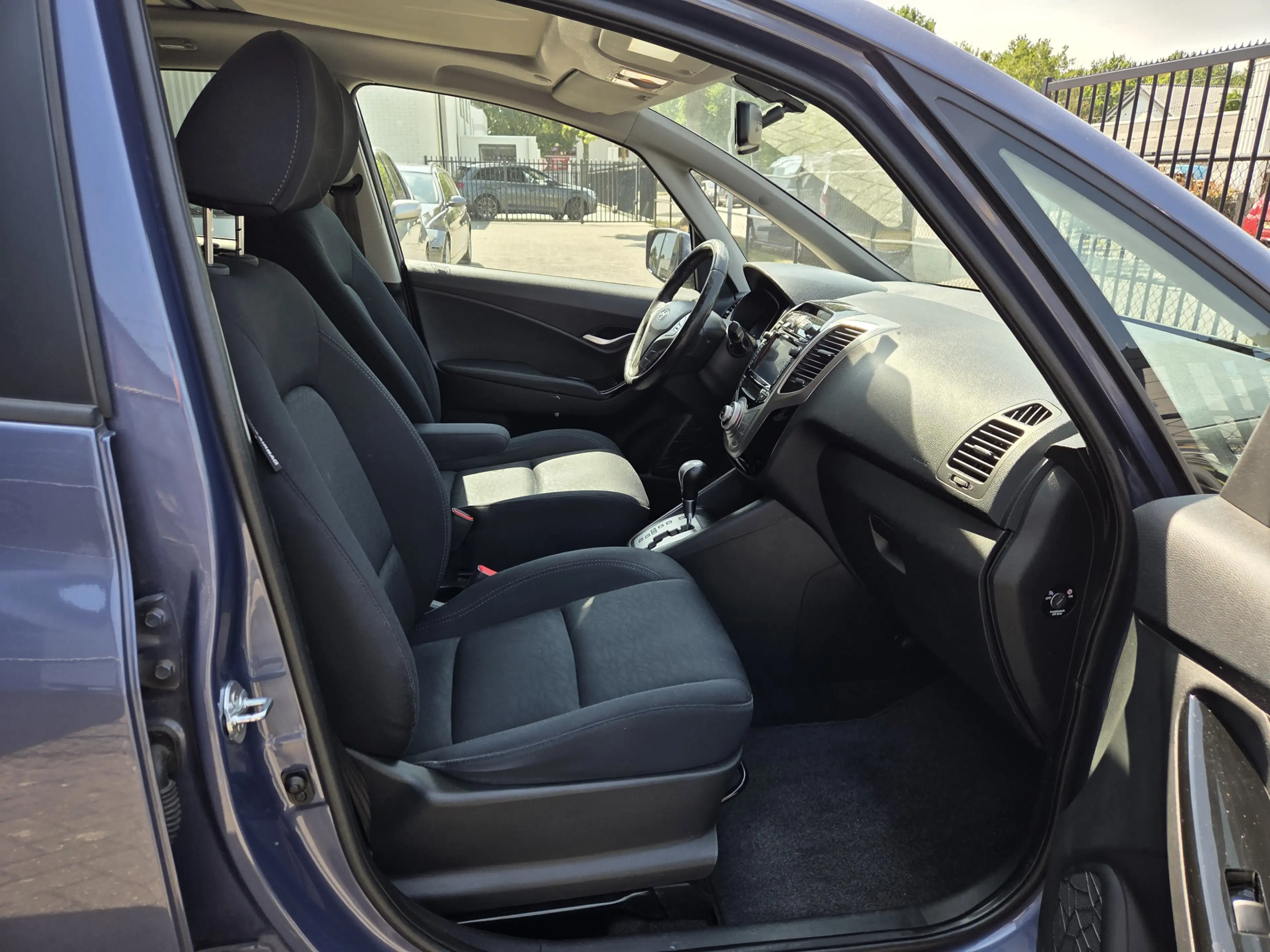 Hyundai iX20 1.6i i-Catcher uitvoering automaat panorama-dak ho — photo 13