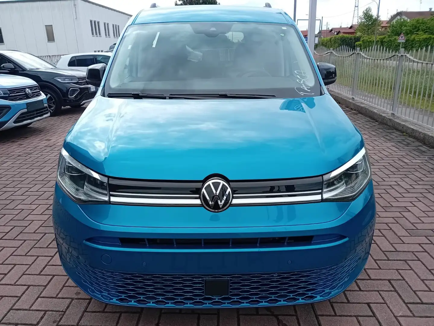 Volkswagen Caddy 1.5 TSI Style Blu/Azzurro - 1