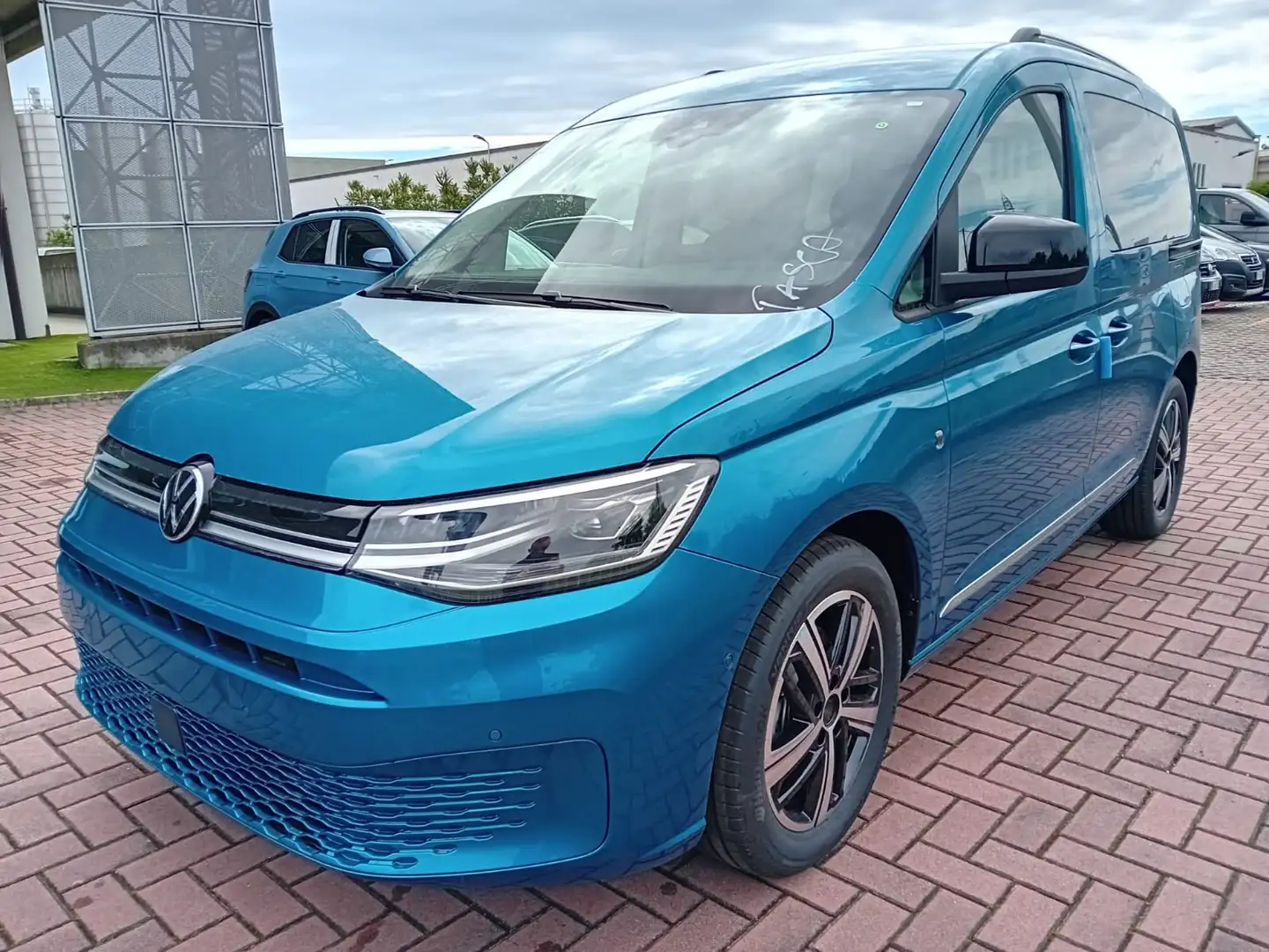 Volkswagen Caddy 1.5 TSI Style Blu/Azzurro - 2