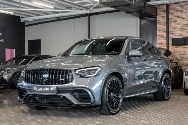 Mercedes-Benz GLC view 2