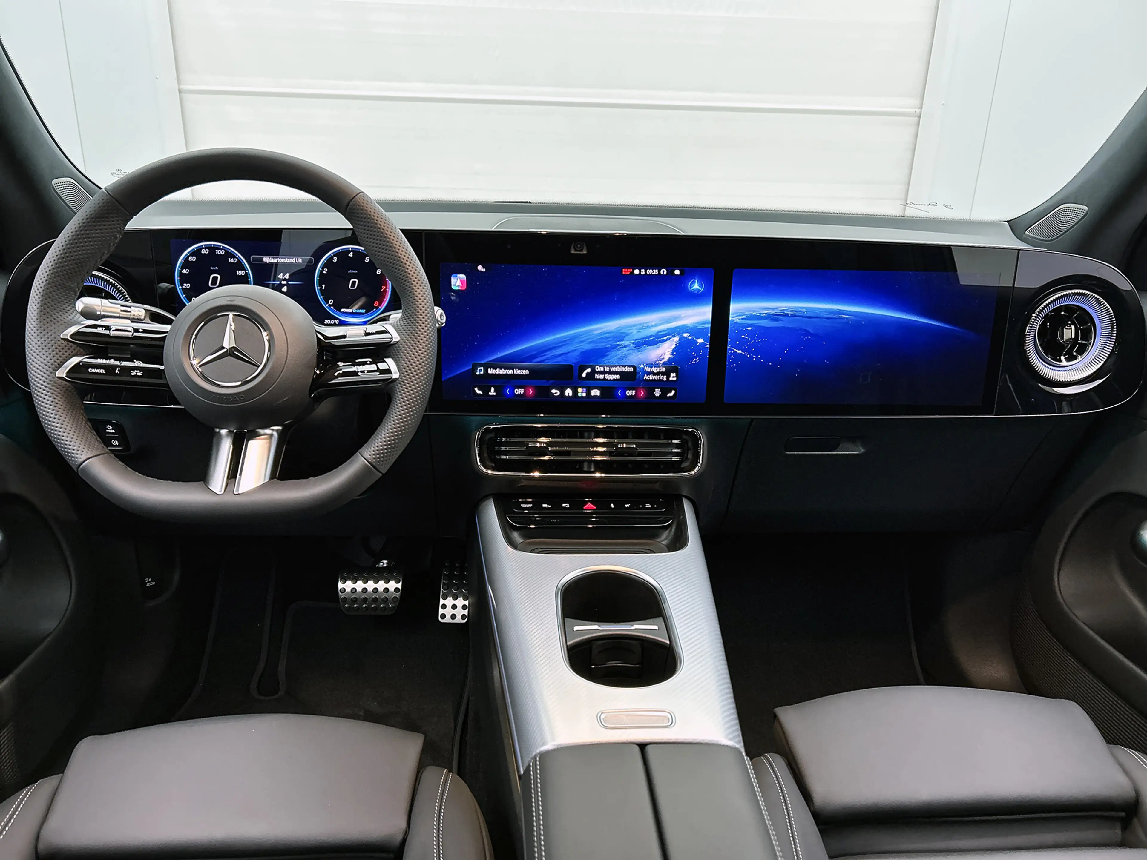 Mercedes-Benz GLB 180 Business Solution AMG 7p. | Premium pakket | Night — photo 4