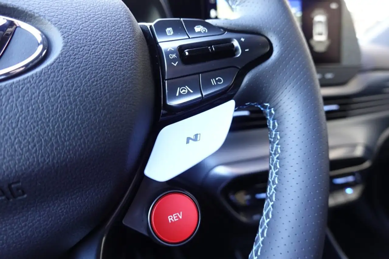 Hyundai i20 N 1.6 T-GDI MT N-Performance 15