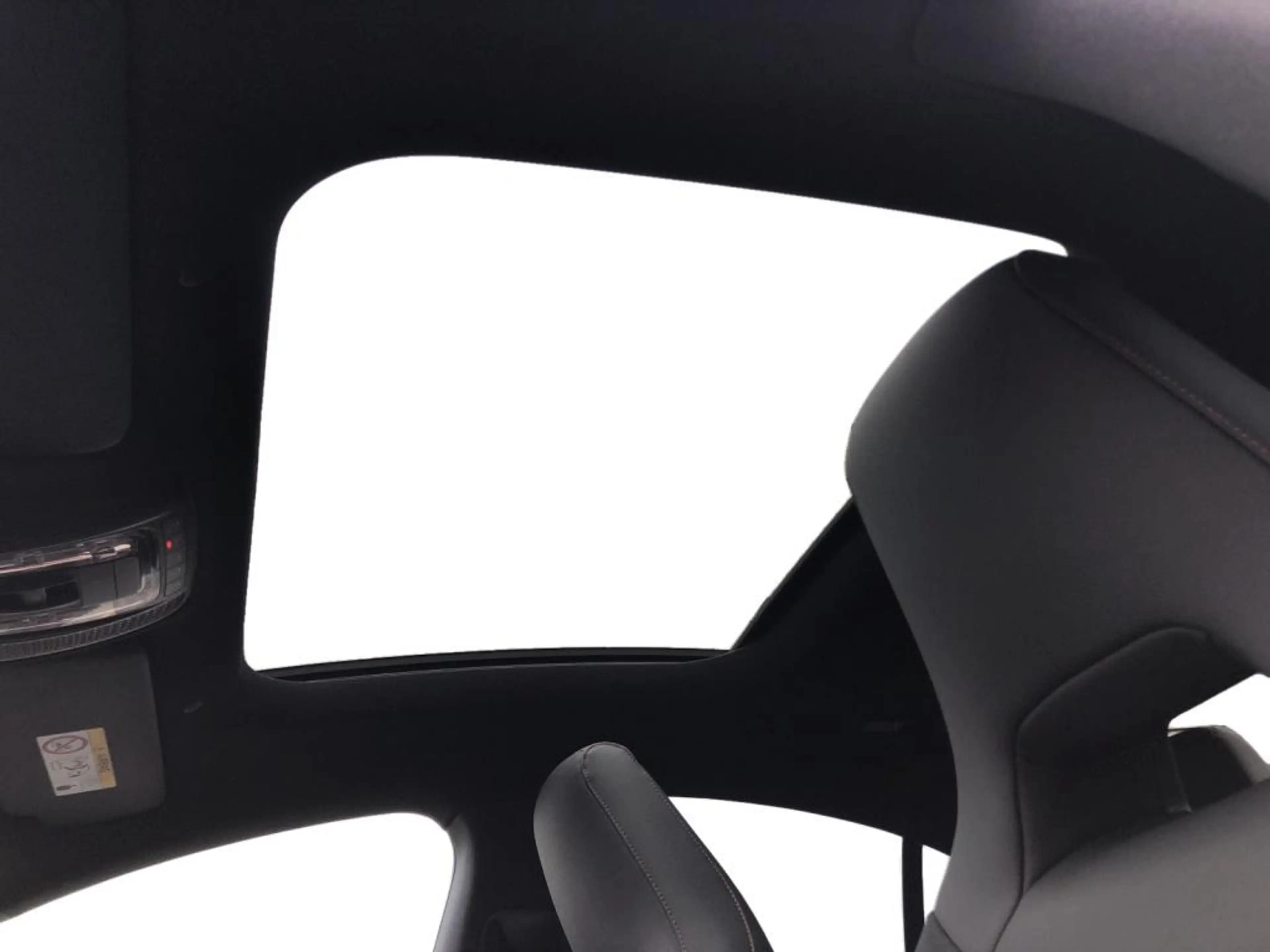 Mercedes-Benz CLA 220 d Coupe AMG+ILS+MBUX+MBeam+Night+AHK+SHD — photo 15
