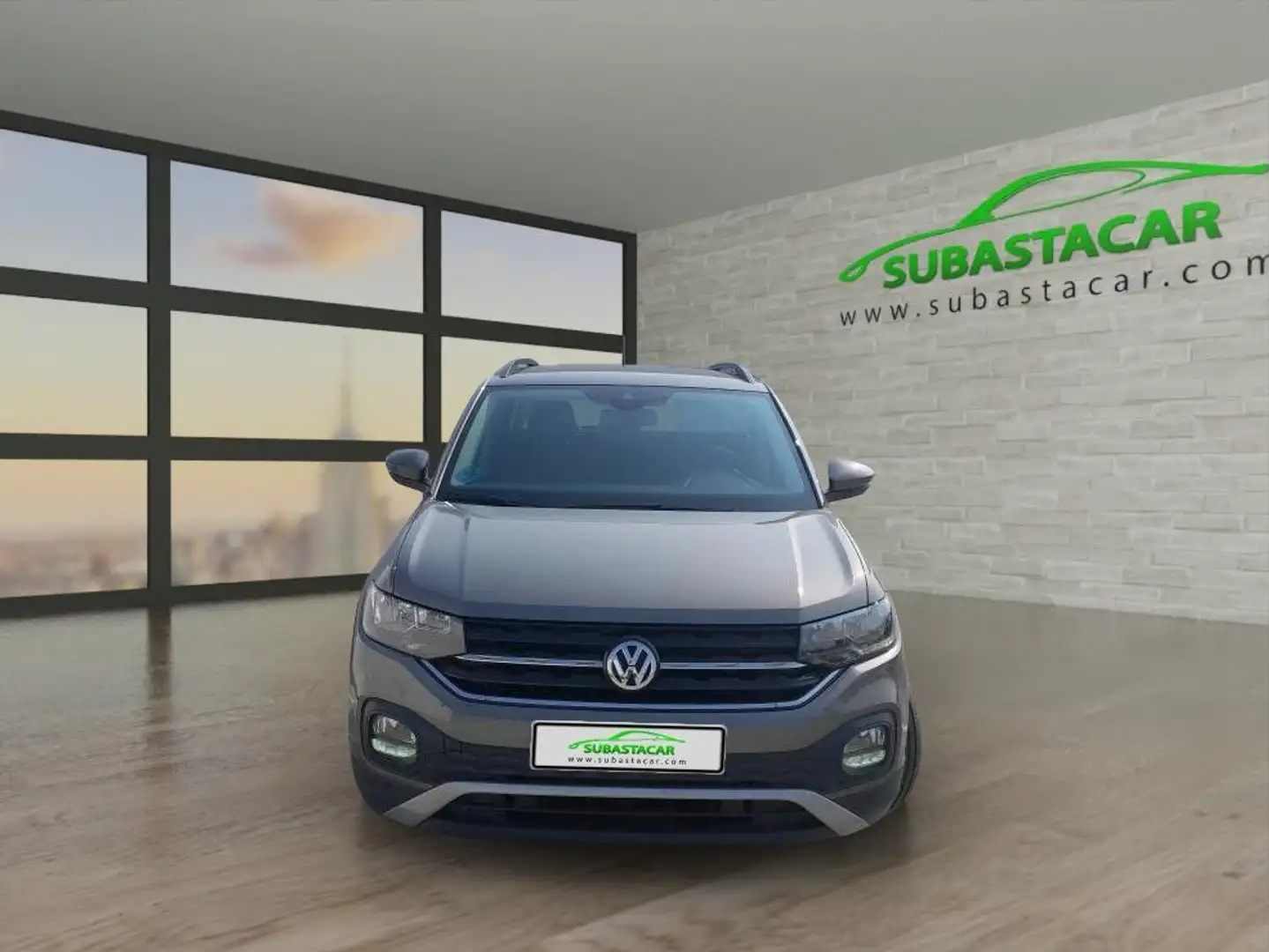 Volkswagen T-Cross 1.0 TSI Advance Gris - 2