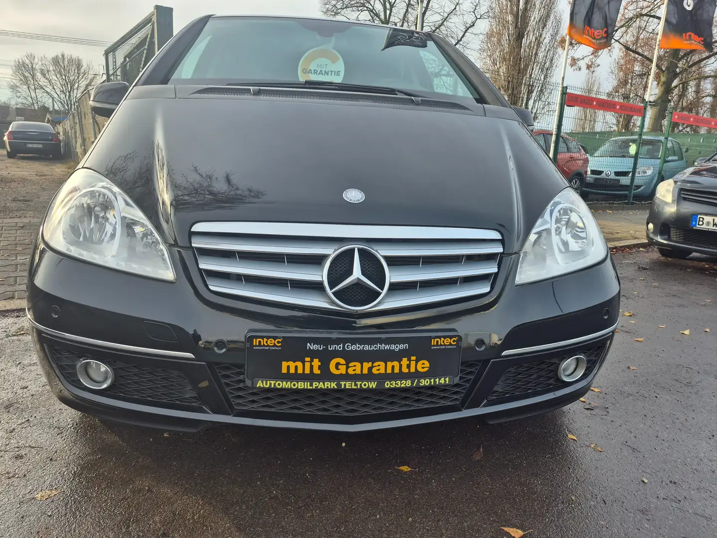 Mercedes-Benz A 180 A-Klasse Navigation Garantie Blue EFFICIENCY Noir - 2