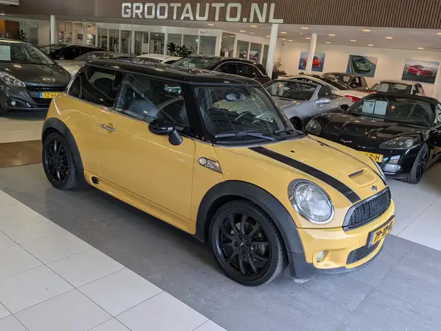 MINI Cooper S 3-Deurs 1.6 Chili Panoramadak, Airco, Cruise Contr