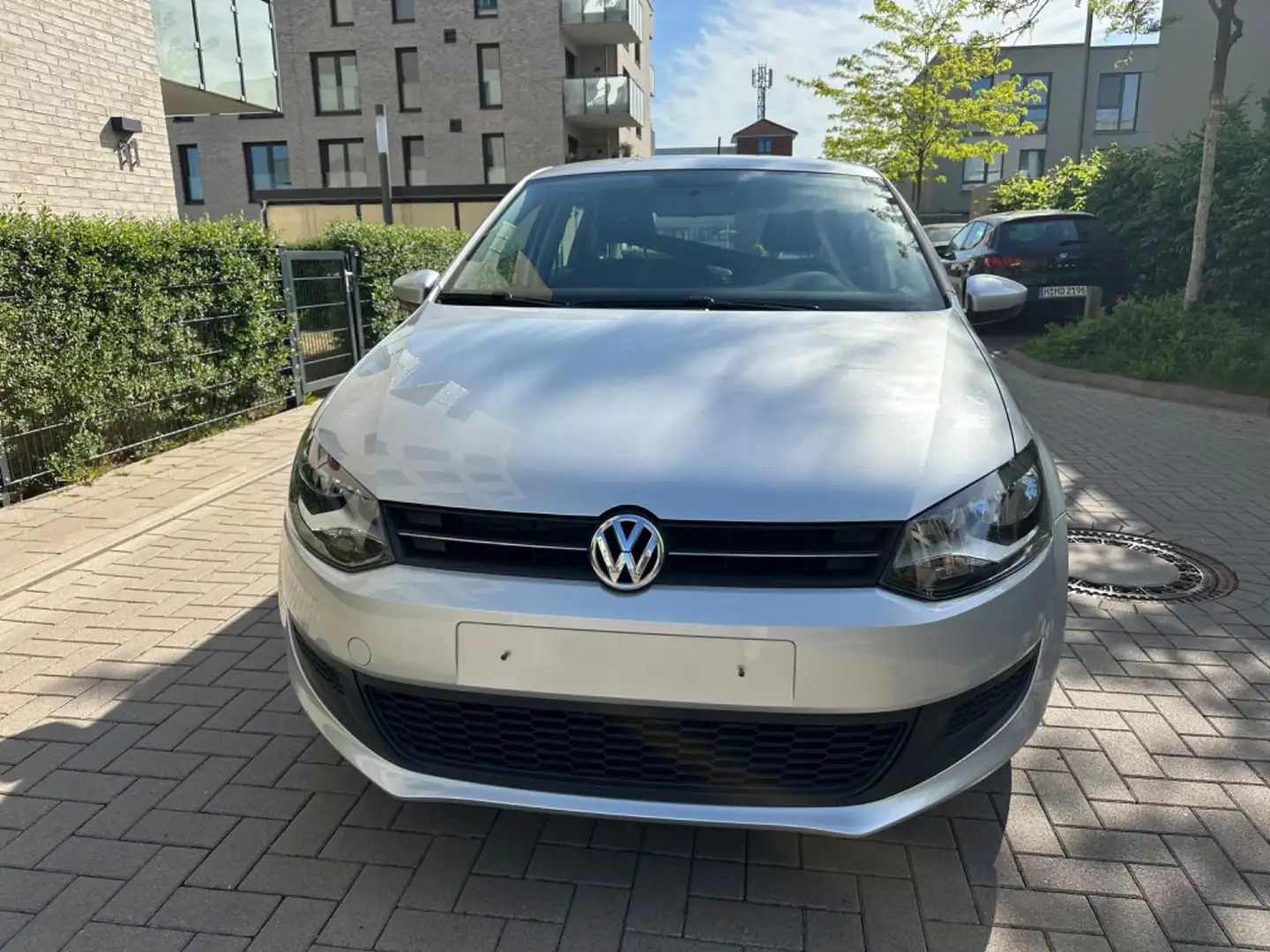 Volkswagen Polo V Trendline Gris - 2