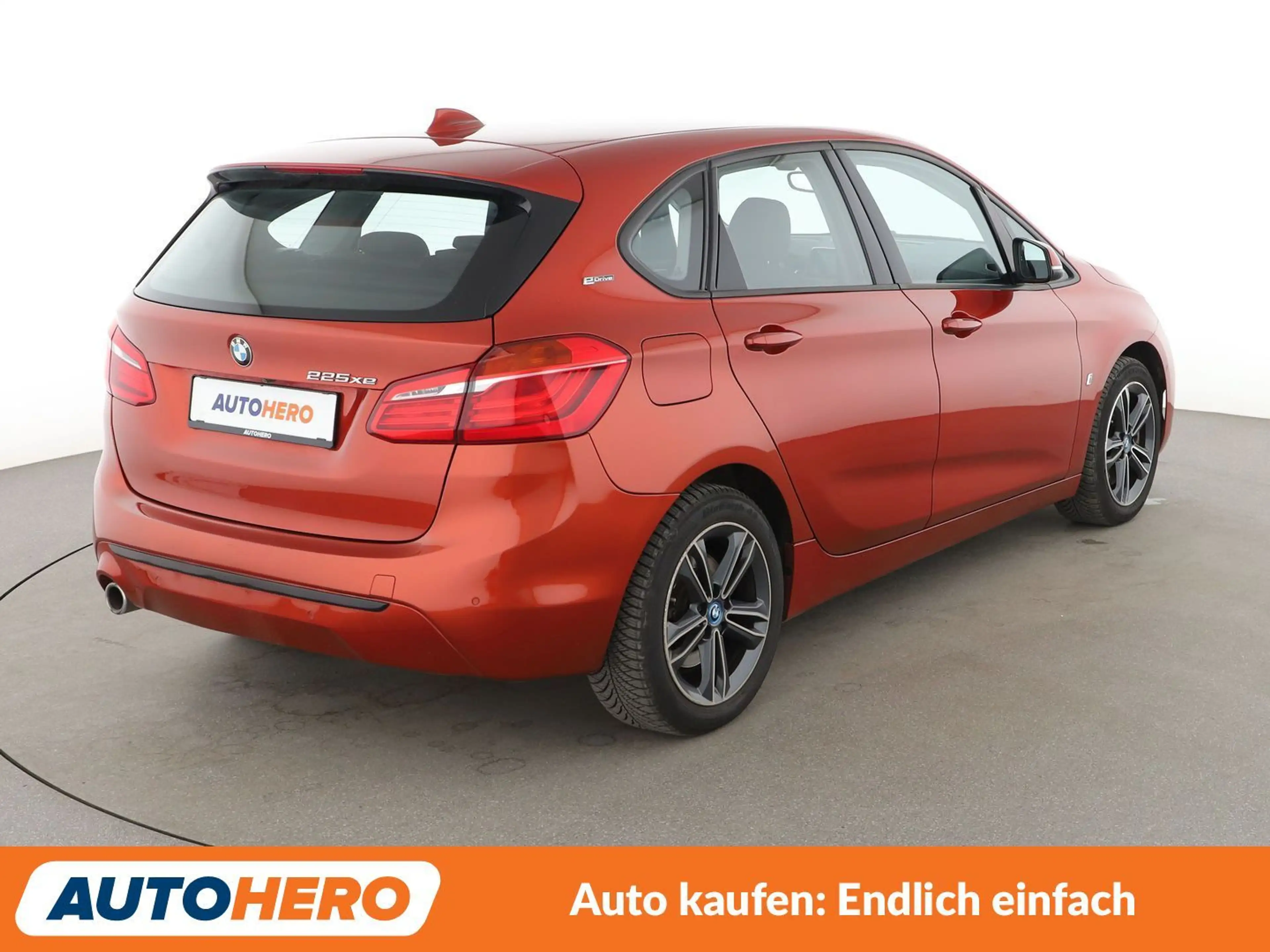 BMW 225 225xe Active Tourer Sport Line Aut.*NAVI*LED*PDC* — photo 6