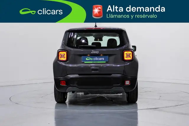 Jeep Renegade view 4