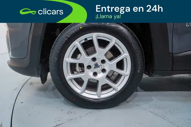 Jeep Renegade view 11