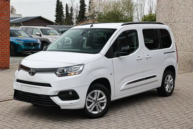 Toyota Proace City 5-ZITPLAATS*AUTOMAAT*NAVIGATIE*ACHTERUITRIJCAMERA*