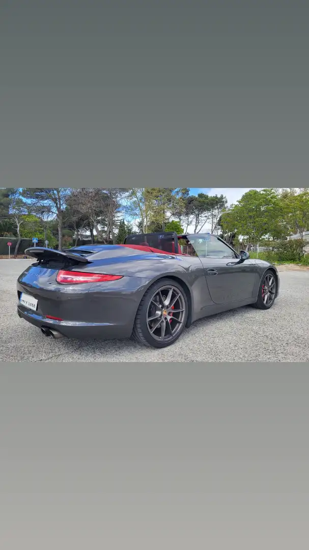 Porsche 911 Carrera S Cabriolet PDK Gris - 2