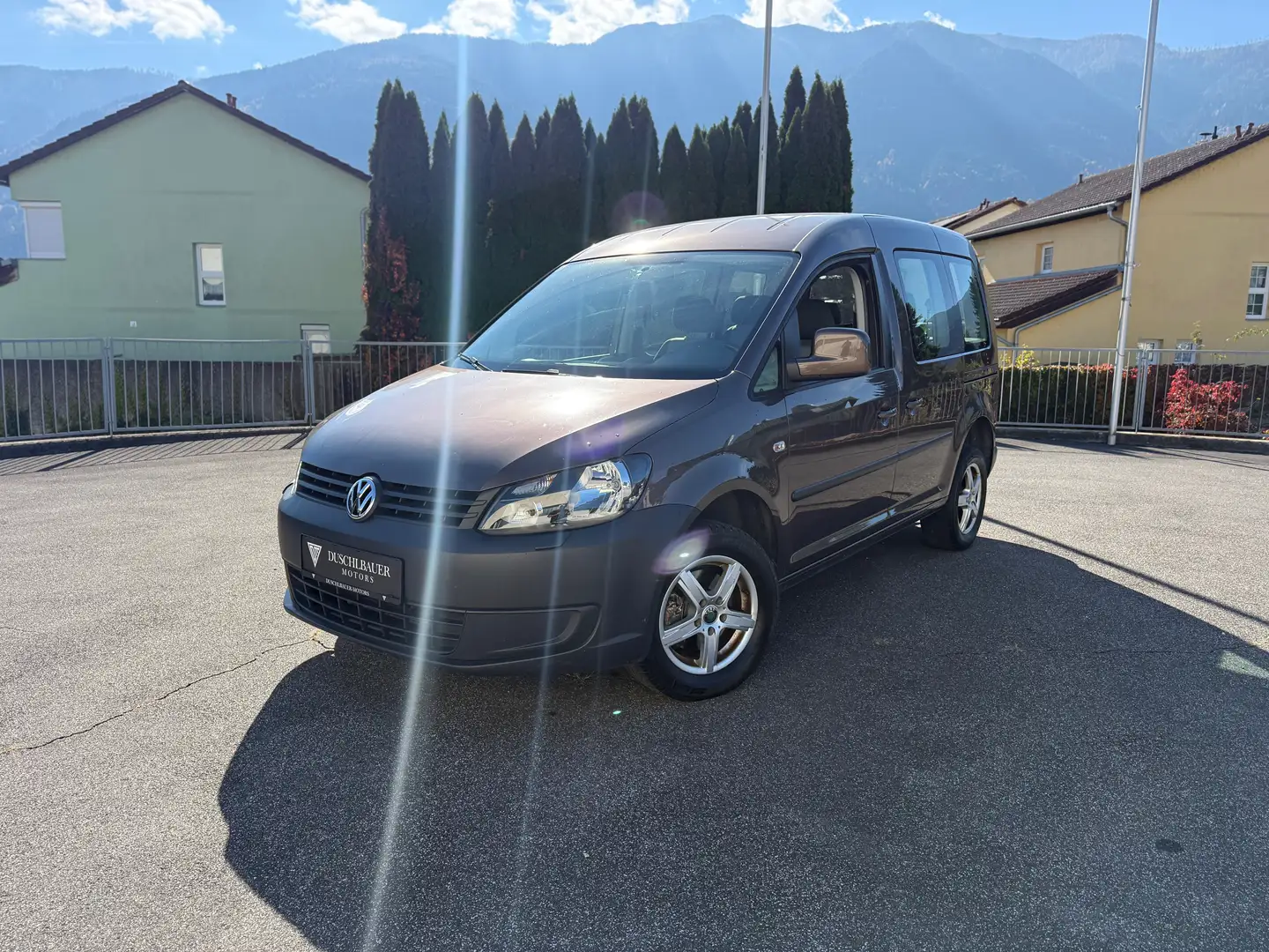 Volkswagen Caddy Trendline 2.0TDI 4Motion Braun - 1