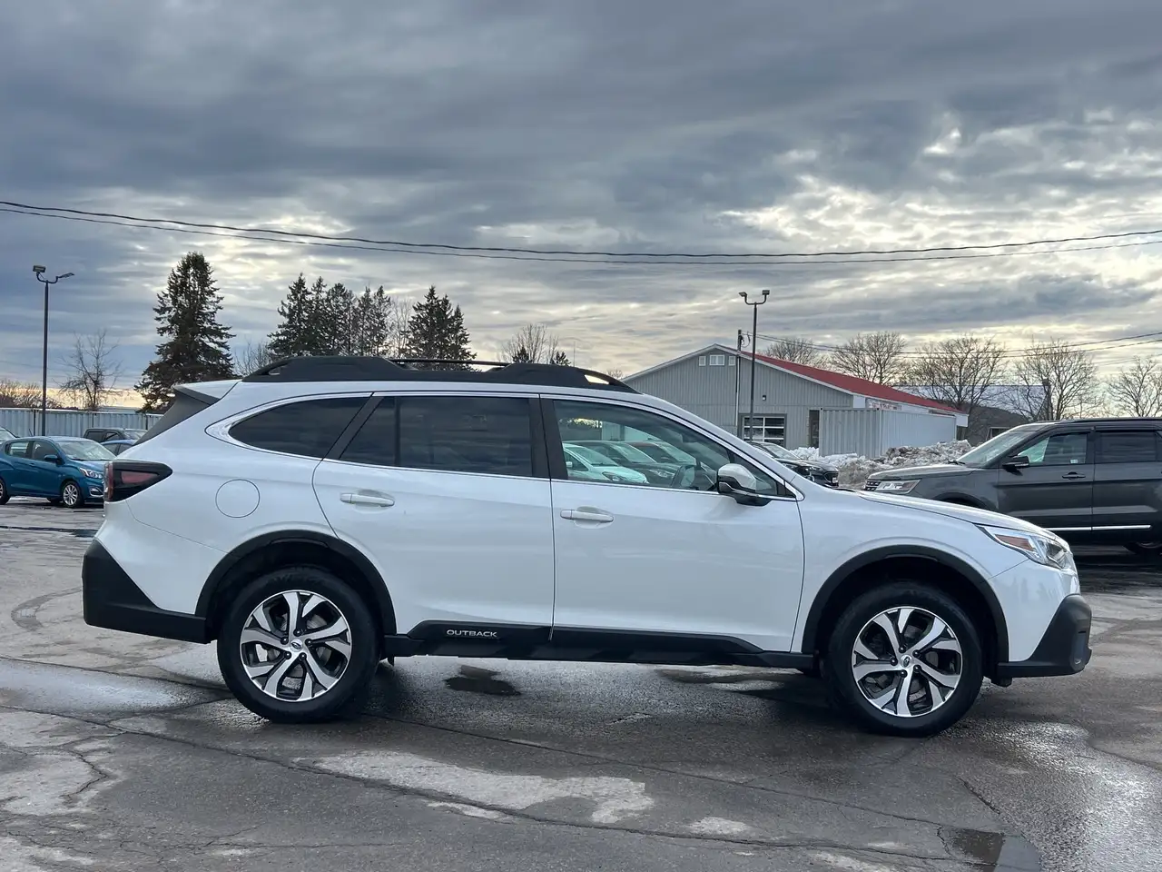 Subaru OUTBACK снимка Subaru OUTBACK