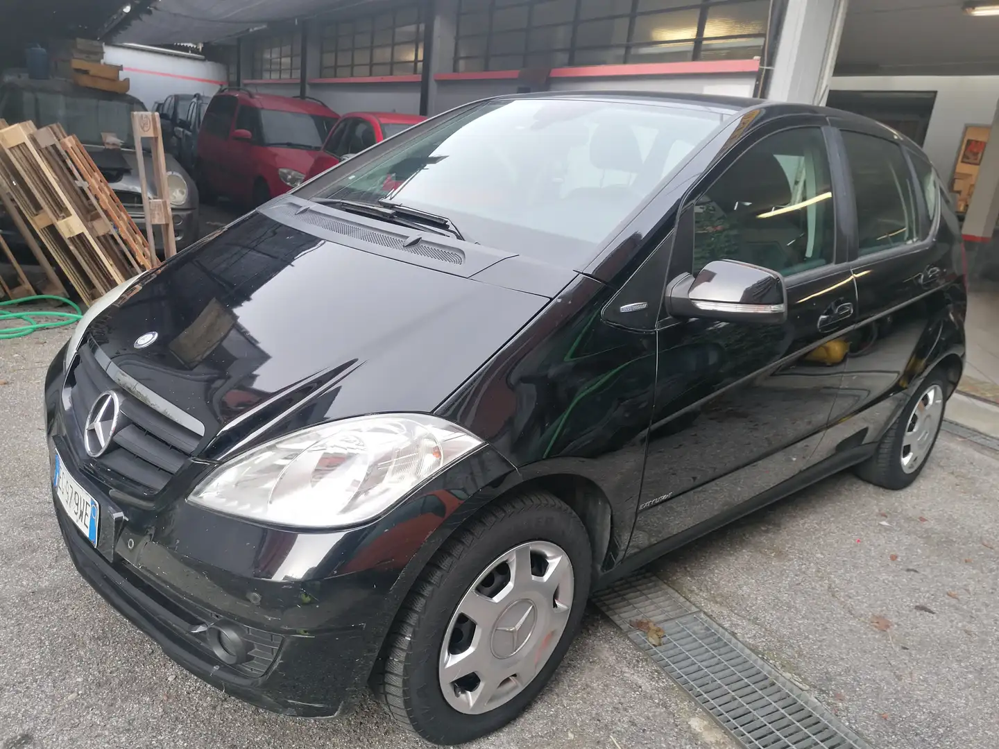 Mercedes-Benz A 160 Classe A -160 benz. Executive Noir - 2