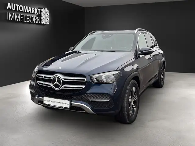Mercedes-Benz Gle view 2