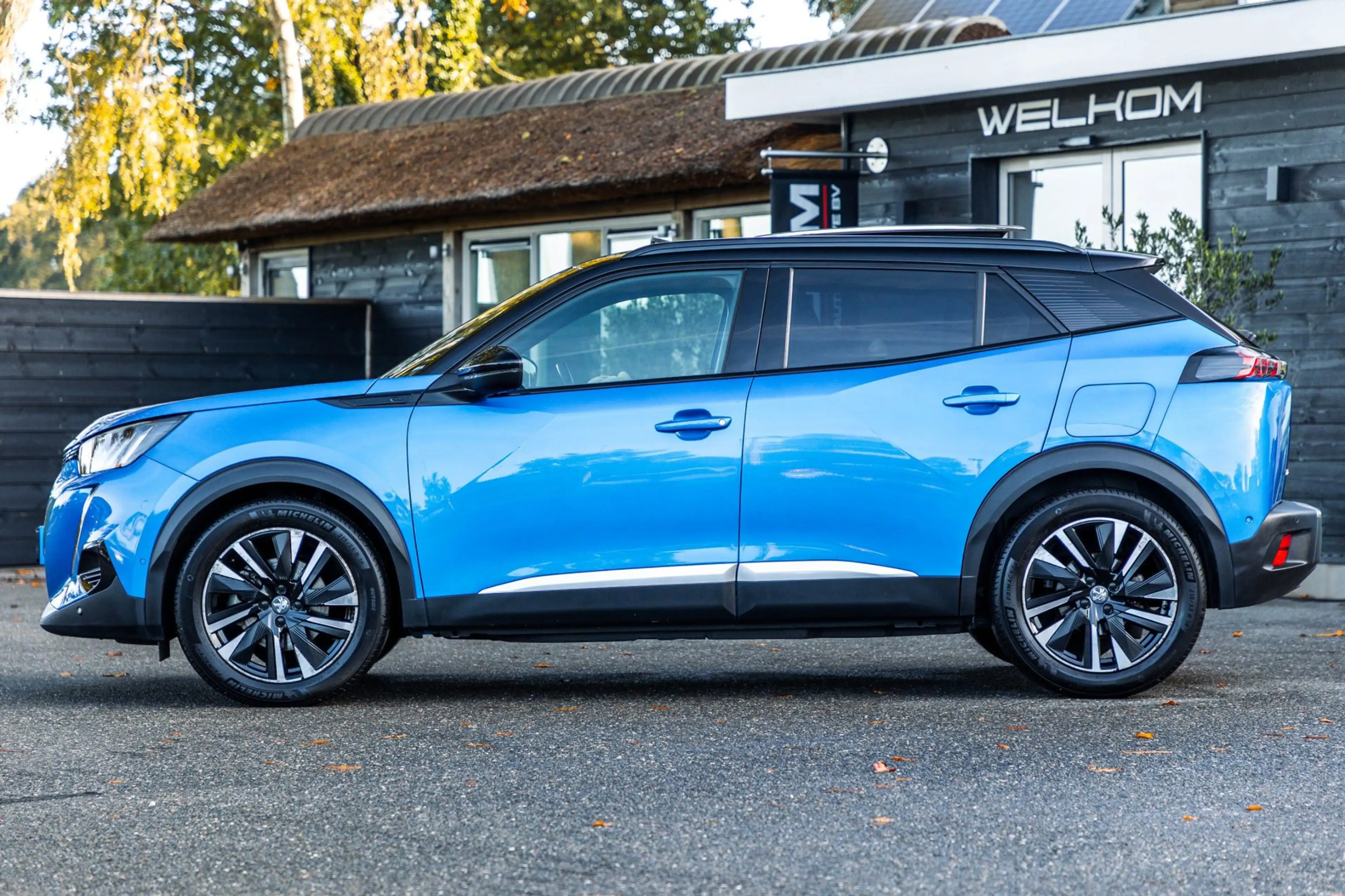 Peugeot e-2008 EV Allure 50 kWh I 85% SOH I Pano I Carplay I supe — photo 7
