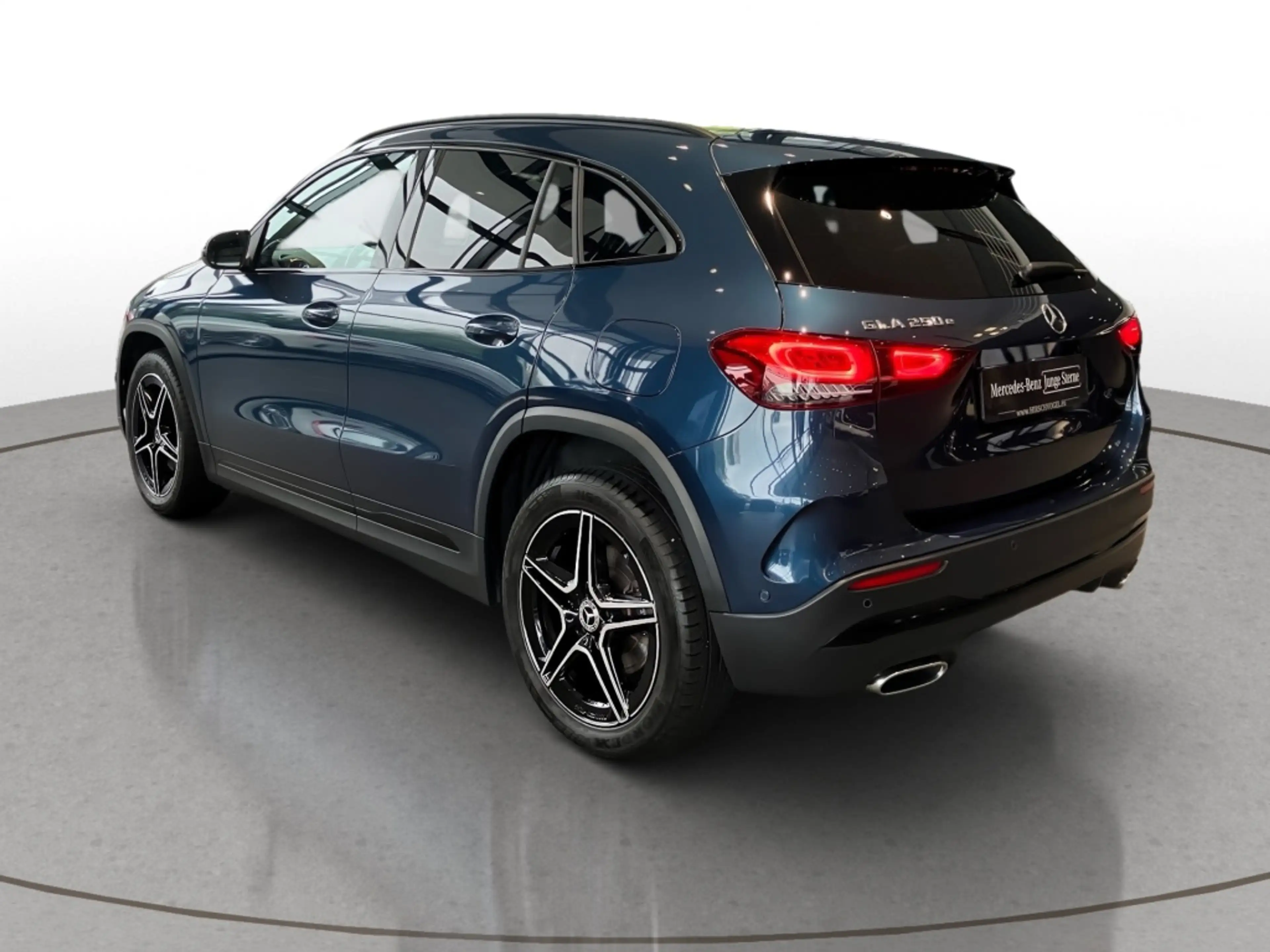 Mercedes-Benz GLA 250 e AMG-Line+Night+AHK+MBUX+Navi-P+LED+Kam — photo 7