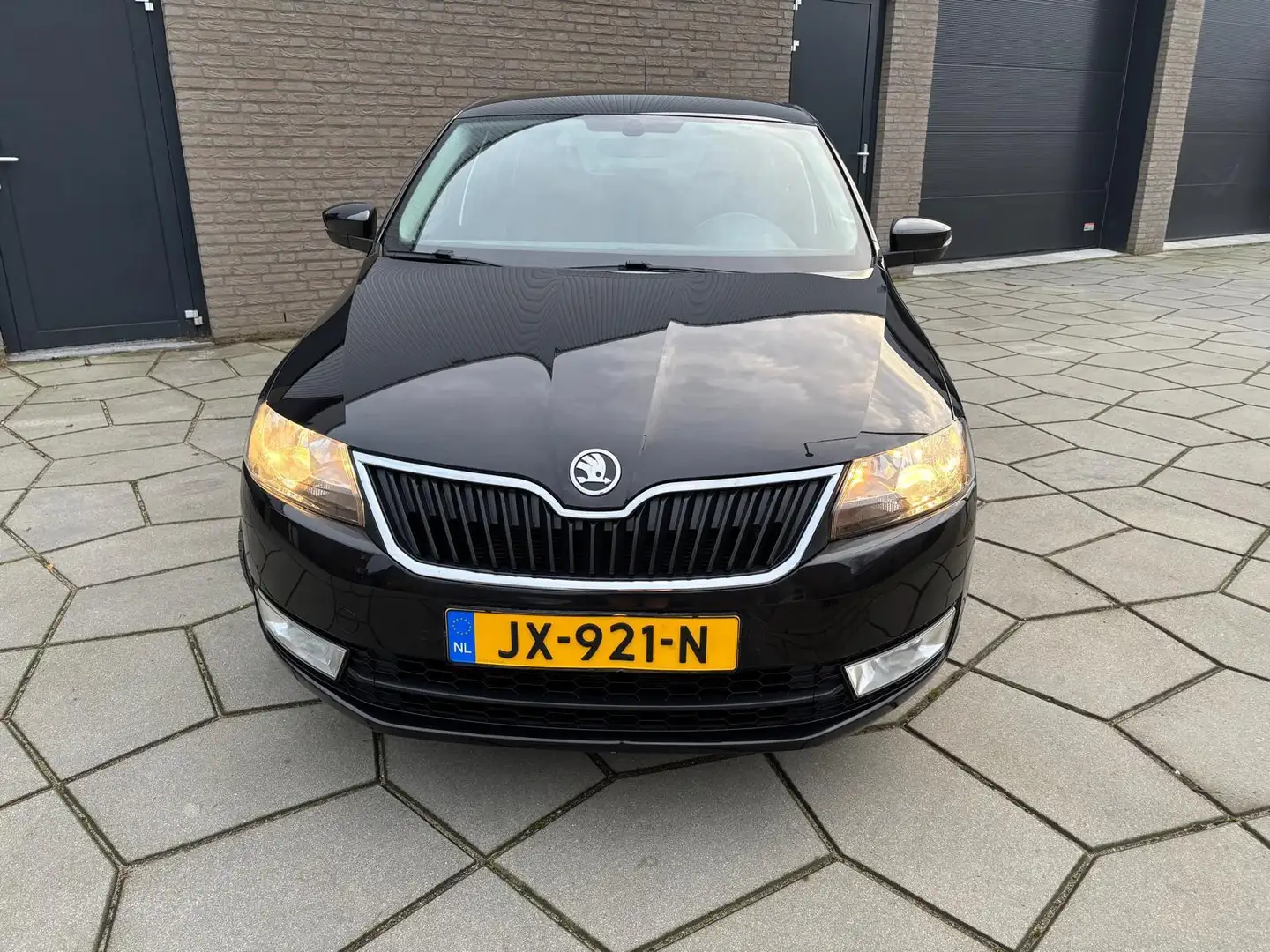 Skoda Rapid/Spaceback 1.2 TSI Greentech JOY|AUTOMAAT|Compacte en ZEER pr Noir - 2