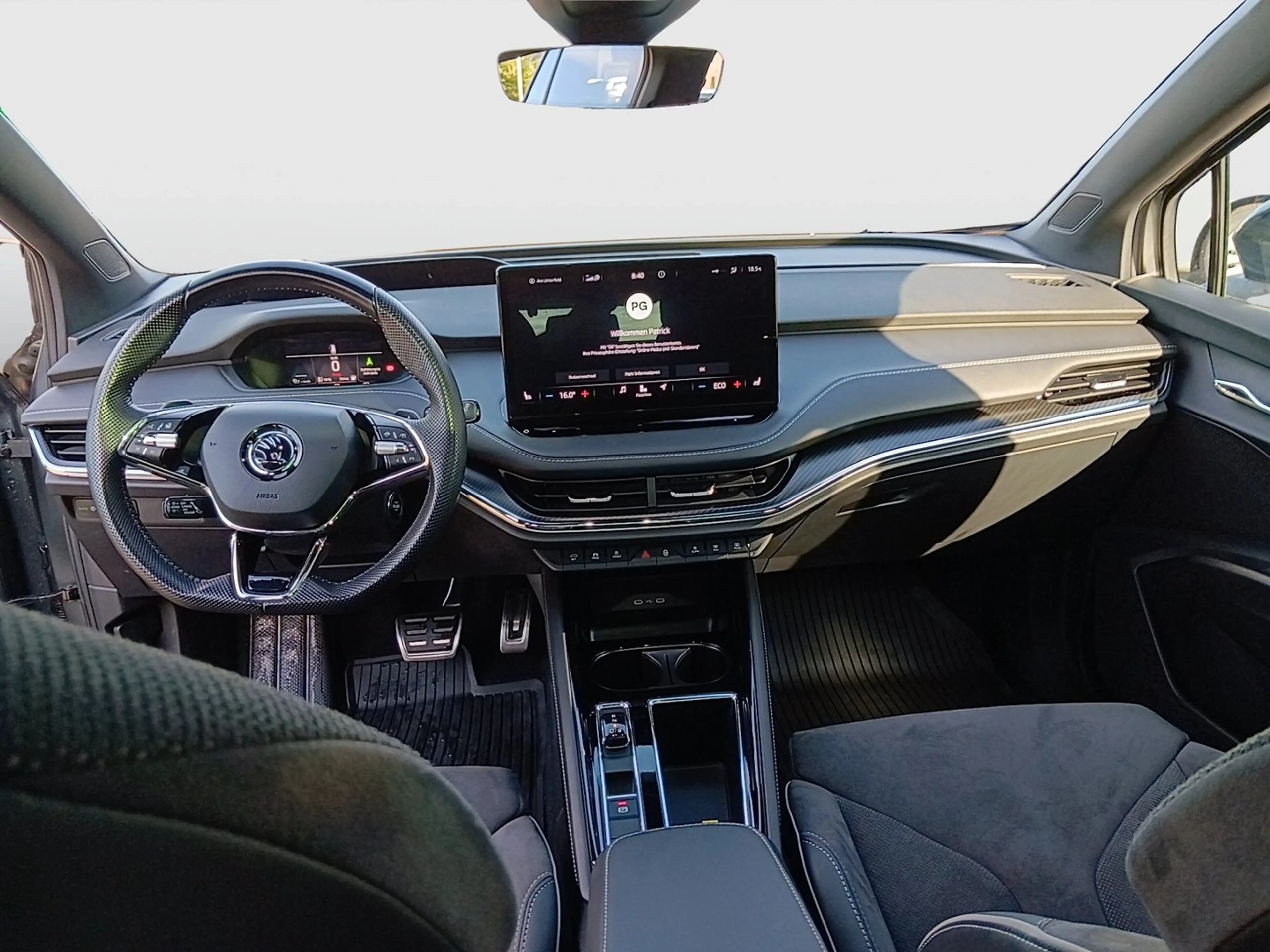 Skoda Enyaq Sportline 80x — photo 11