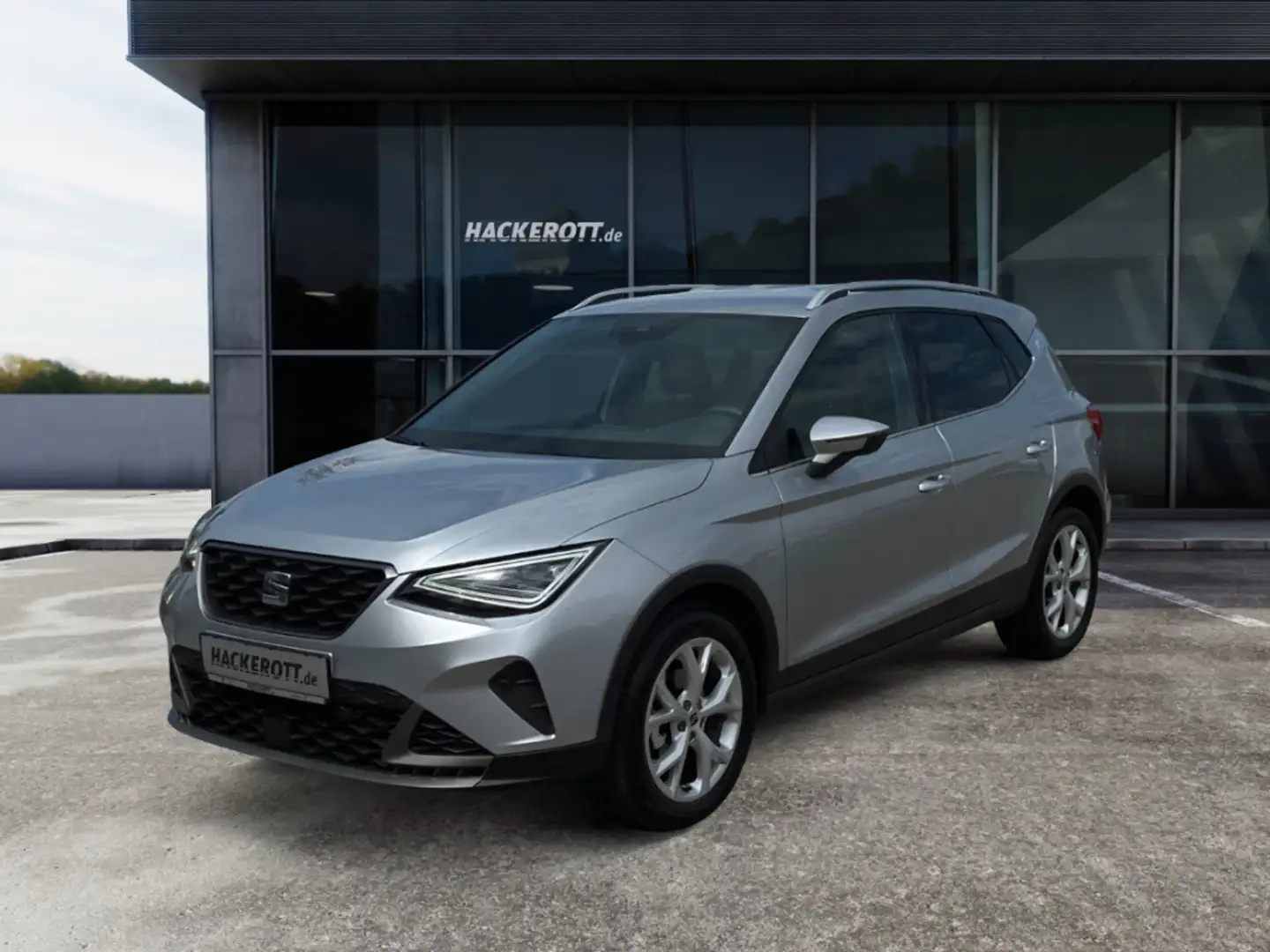 SEAT Arona FR 1.0 TSI 6-GANG LED Navi Full Link Silber - 1