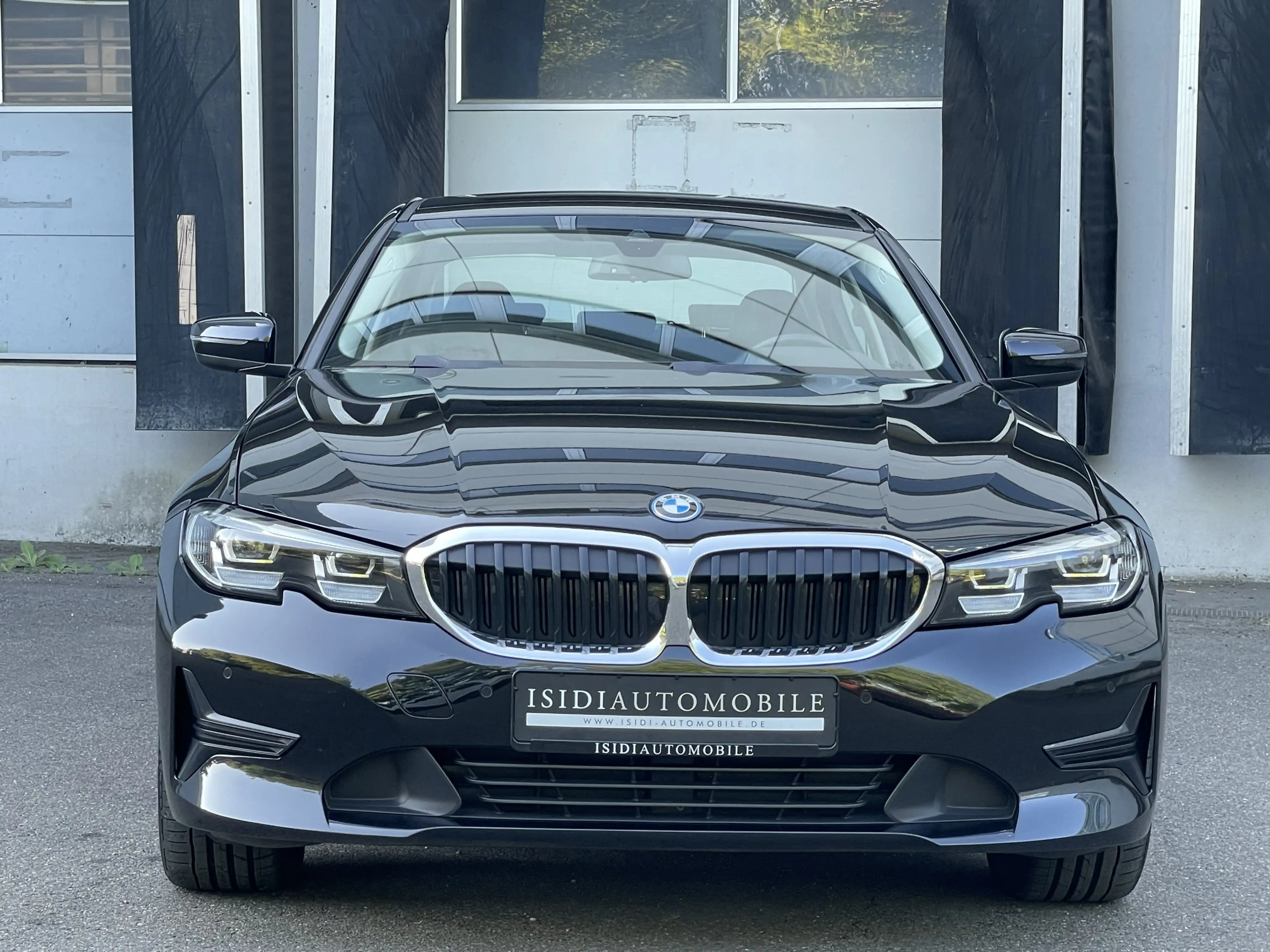 BMW 320 e Advantage LED Live-Cockpit Sitzheizung PDC — photo 10