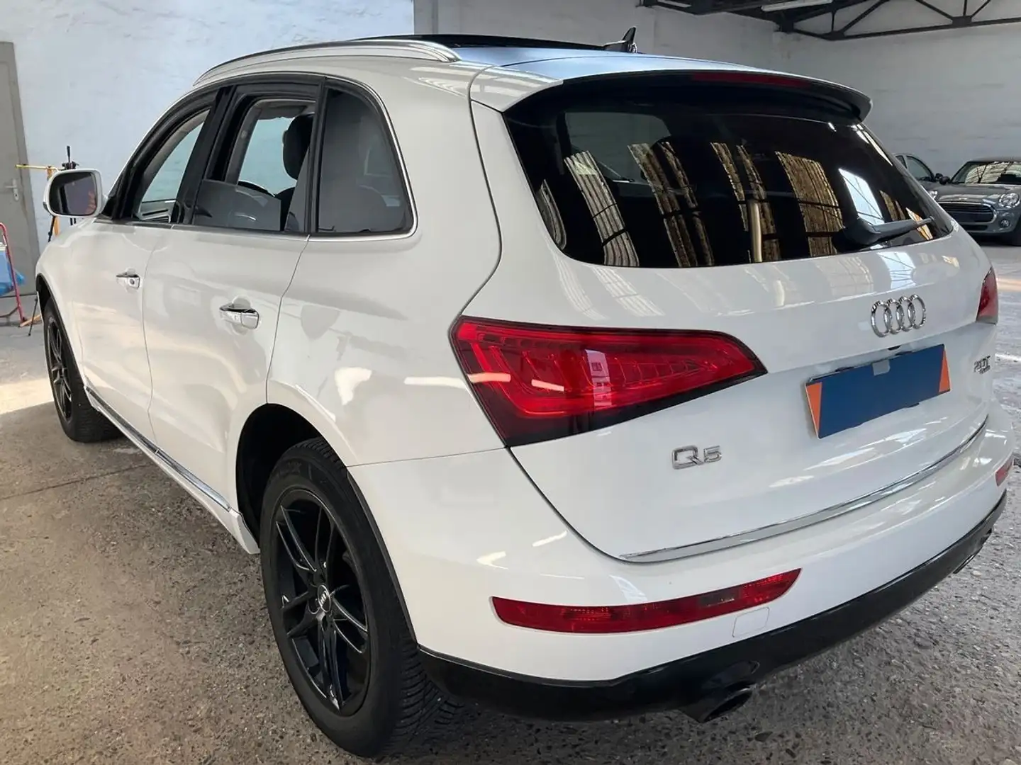 Audi Q5 2.0 TFSI quattro +BI-XENON+PANO+LEDER+NAV+AHK Weiß - 2