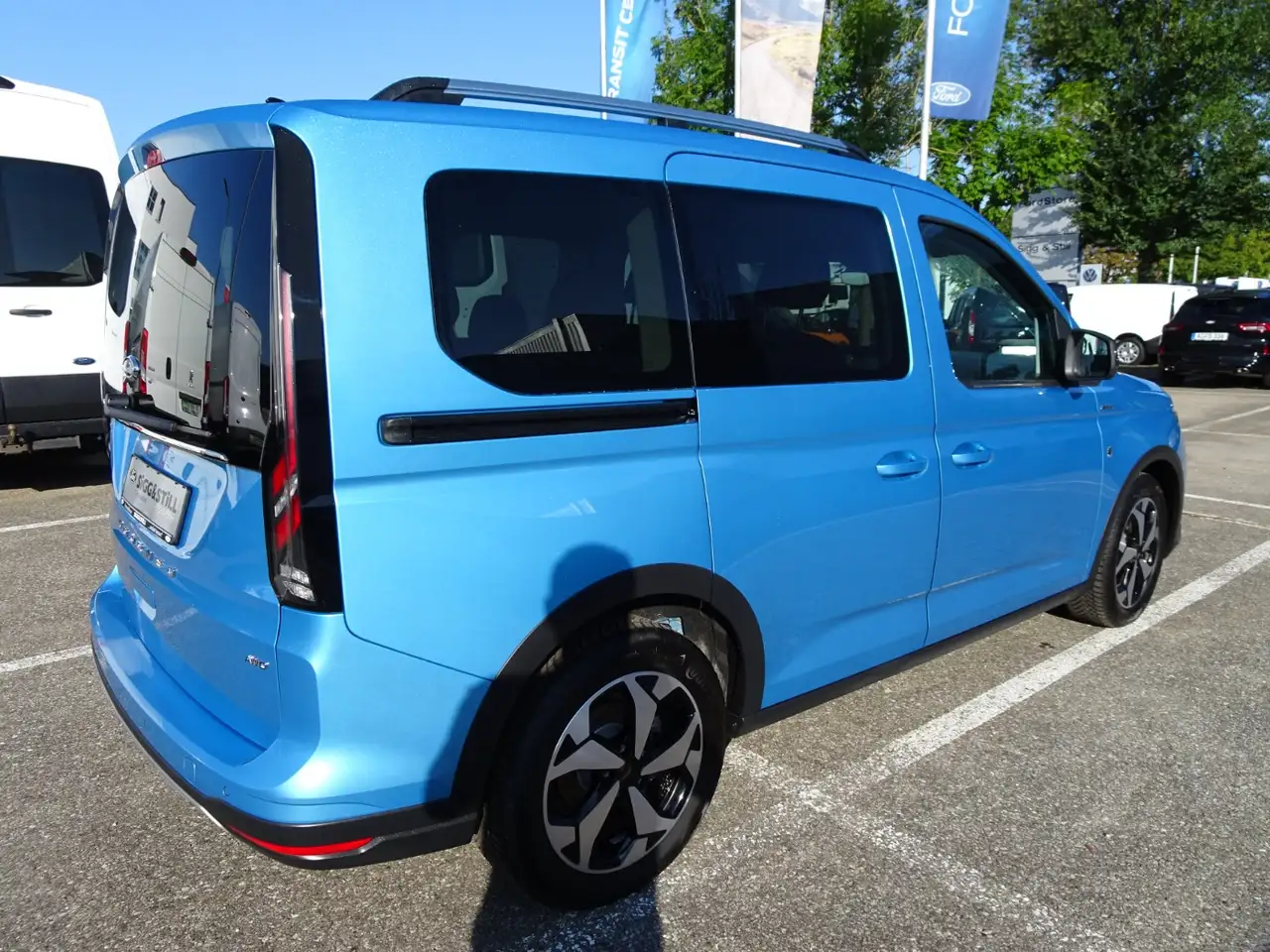Ford Tourneo Connect Active 2.0 AT PANO*iACC*NAVI*LED 7