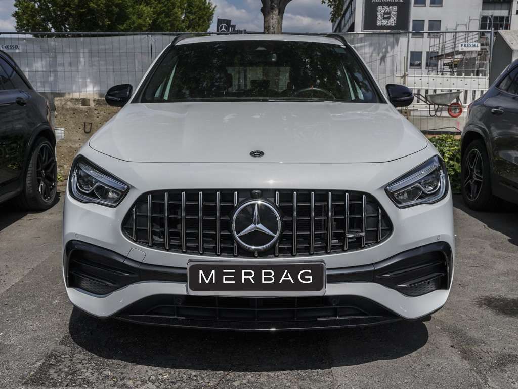 Mercedes-Benz GLA-Klasse