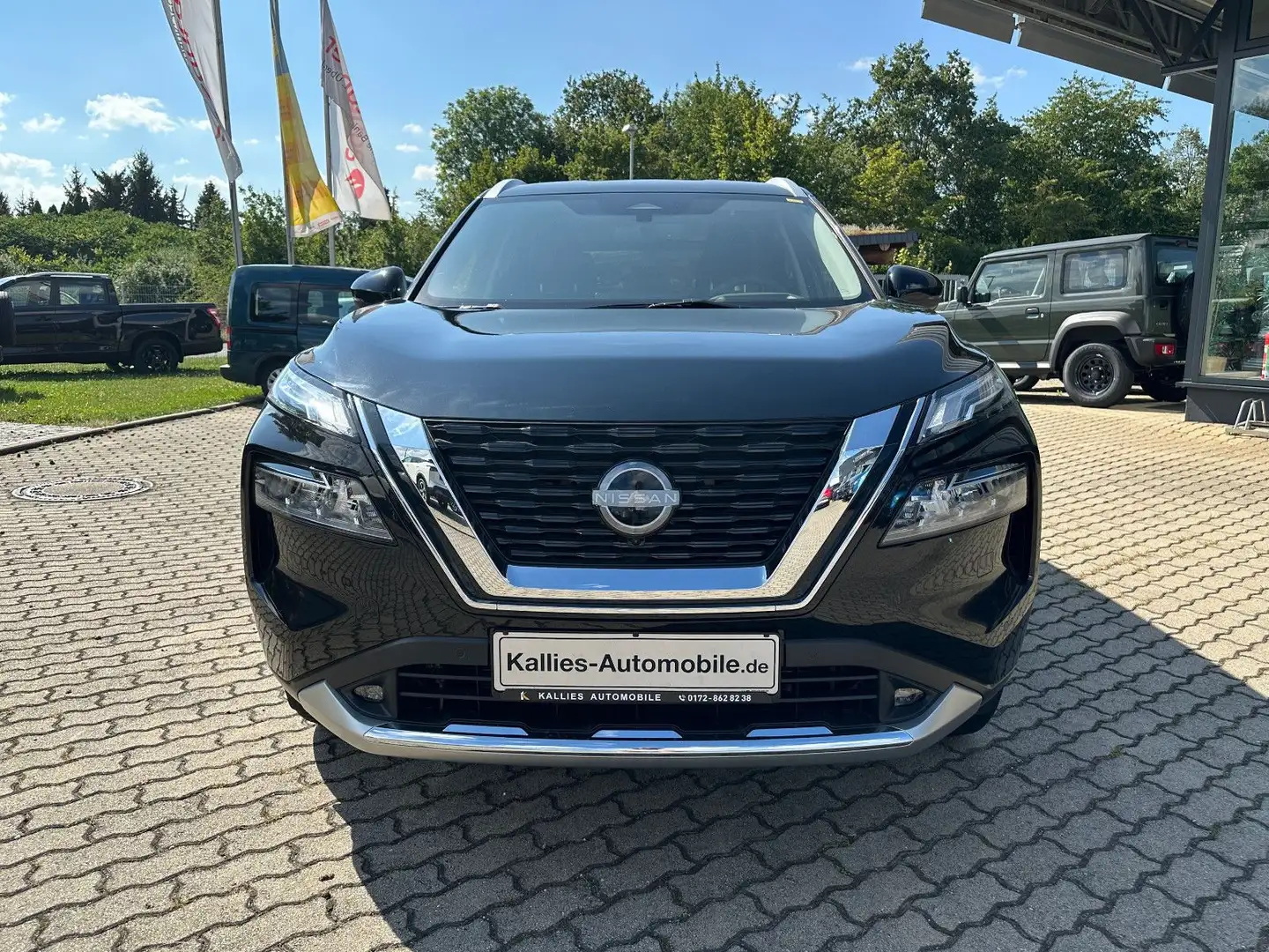 Nissan X-Trail 1.5 VC-T Tekna NAVI+ProP+HUD+360°+SH+AHK Schwarz - 2