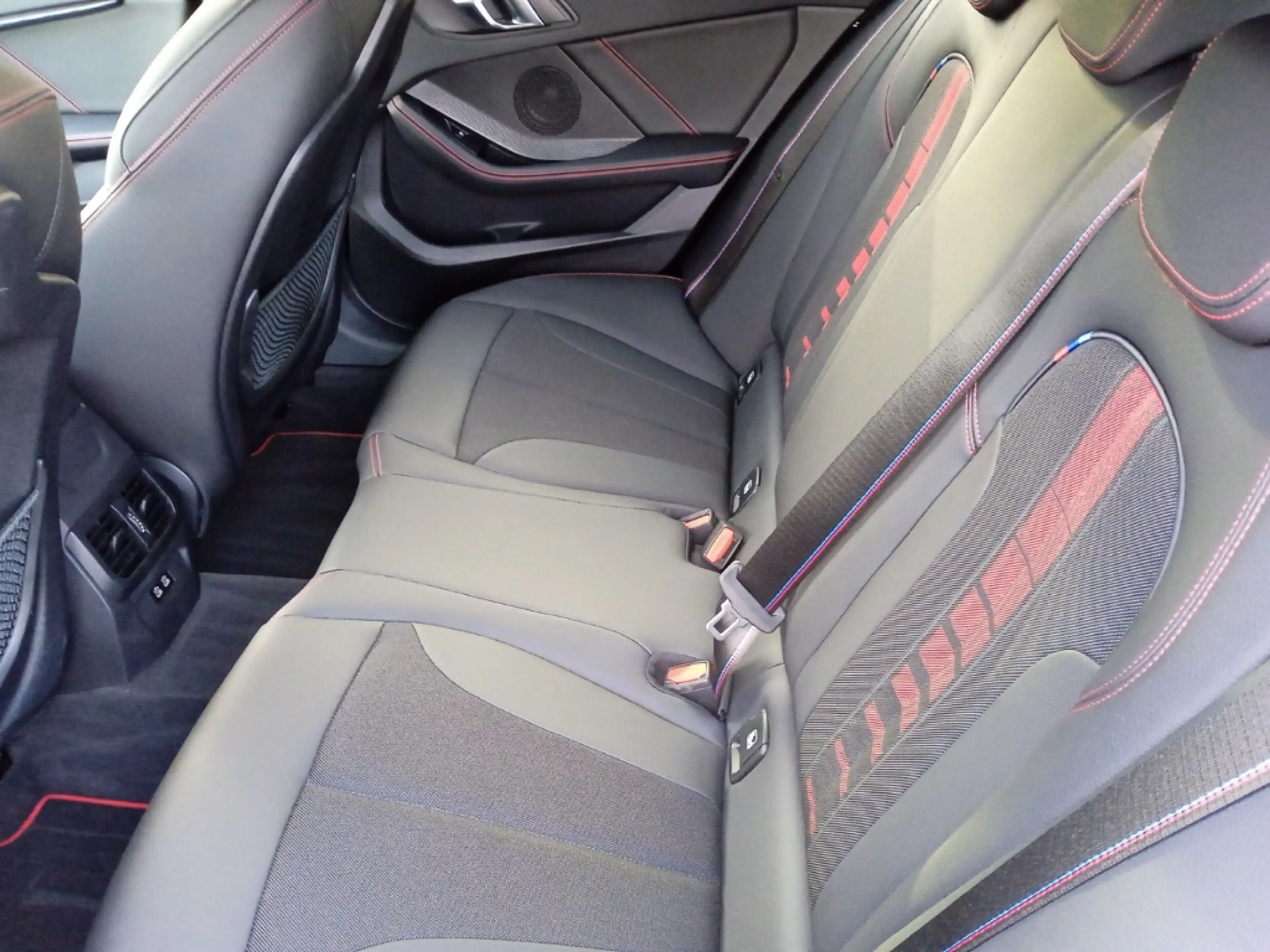 BMW 128 ti Aut. LKRDHZG+SHZG+LED+KAMERA+HIFI+NAVI+KLIMA+DA — photo 12