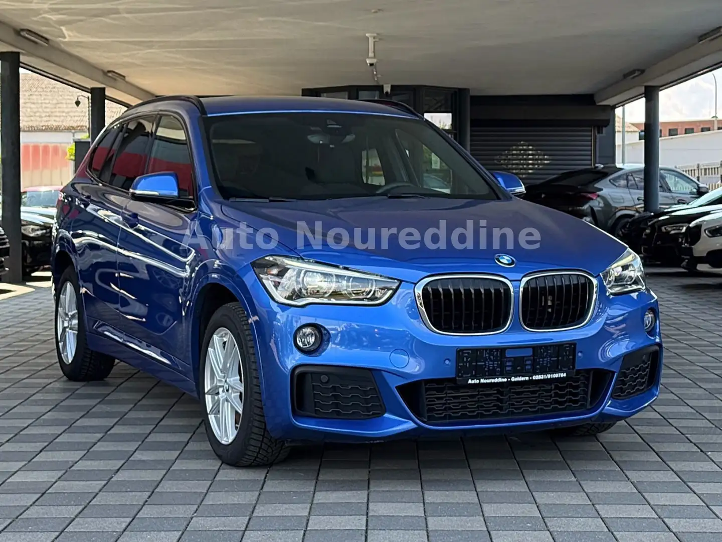 BMW X1 xDrive25d *M-Sportpaket*M-Paket*Aut*LED*Navi* Bleu - 1