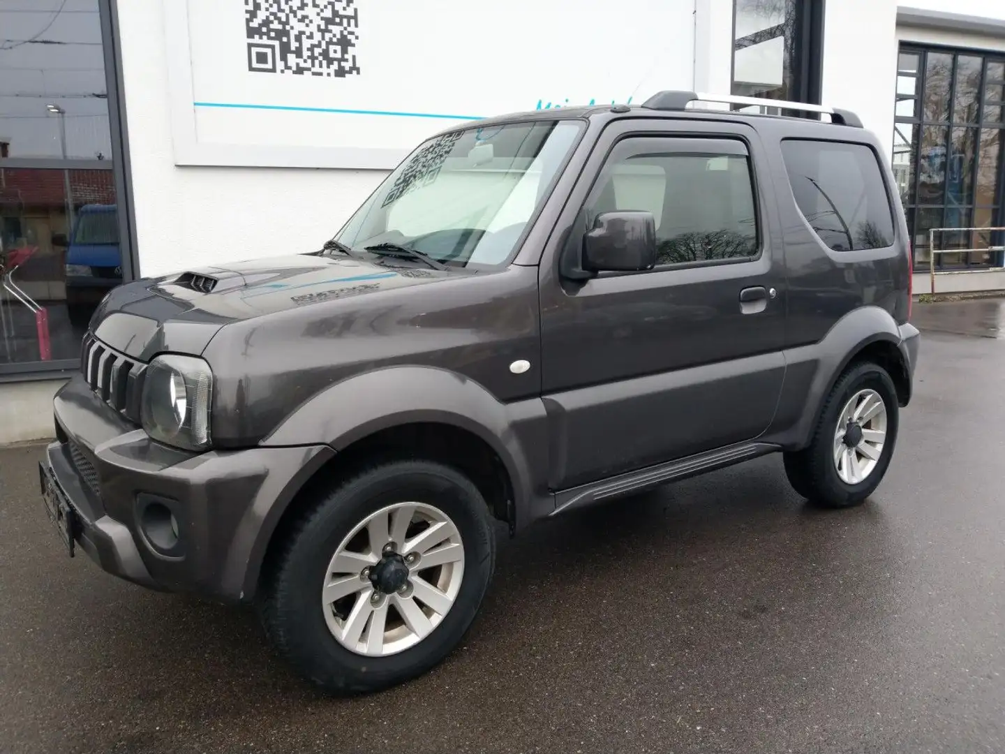 Suzuki Jimny 1,3 Style AHK Allrad zuschaltbar Sitzheizung Grijs - 2