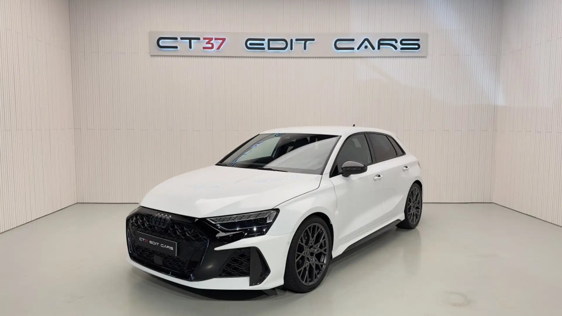 Audi RS3 Sportback quattro S tronic 294kW Weiß - 1