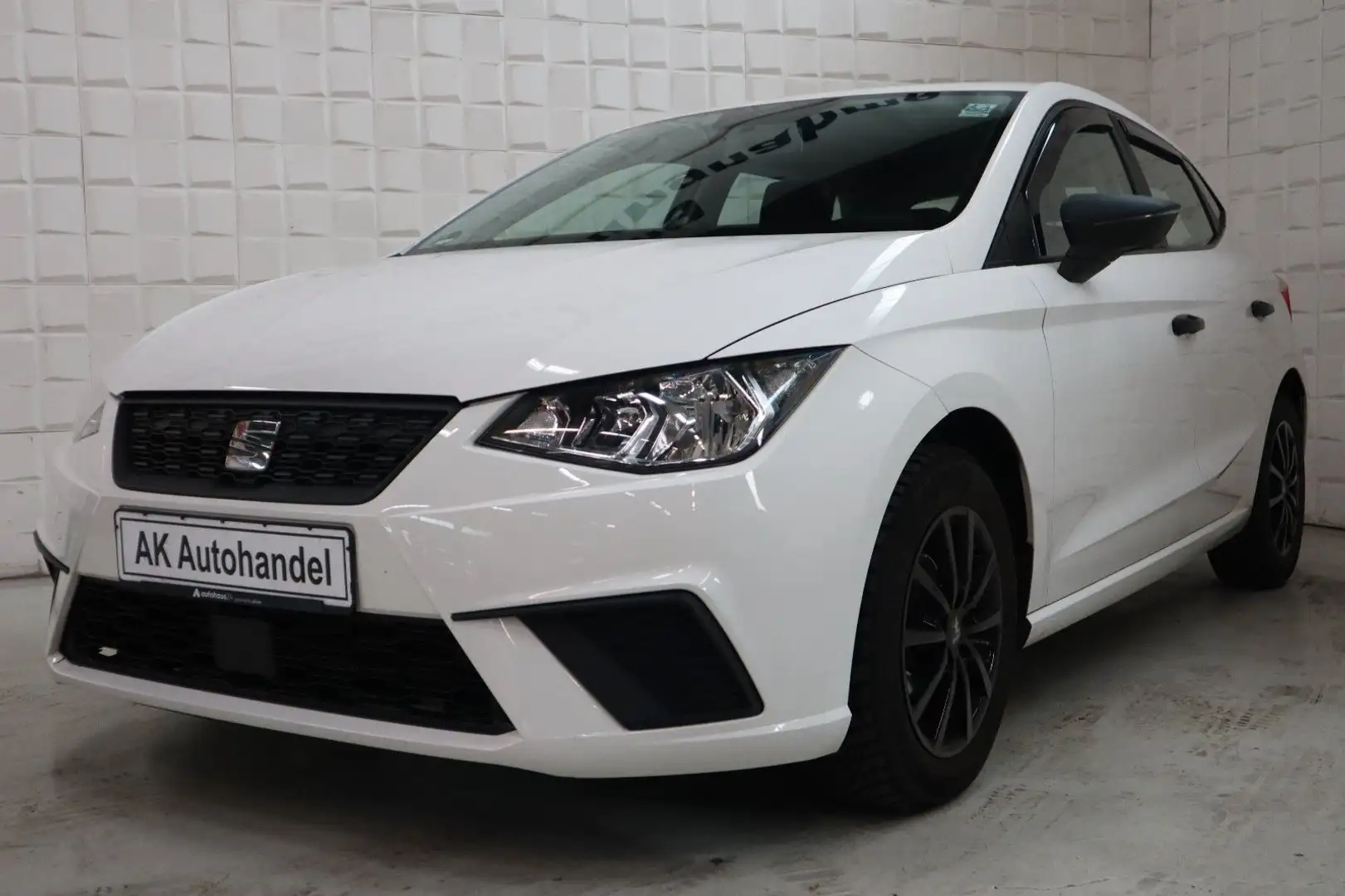 SEAT Ibiza Reference,Klima,Tempomat Weiß - 1