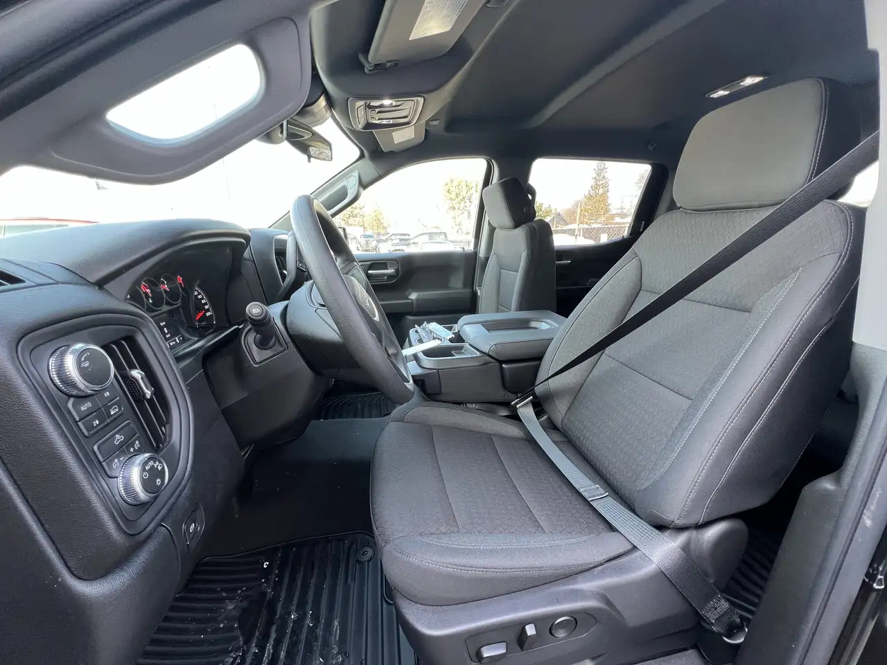 GMC Sierra 1500 снимка GMC Sierra 1500