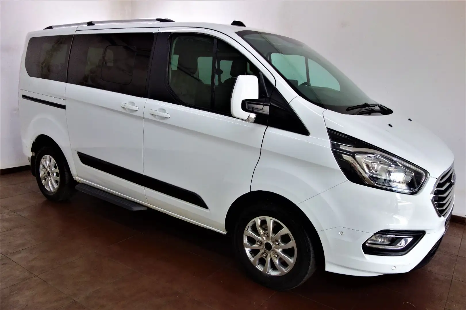 Ford Tourneo Custom Kombi 320 Automat/8-Sitzer/Alu/E6 Weiß - 1