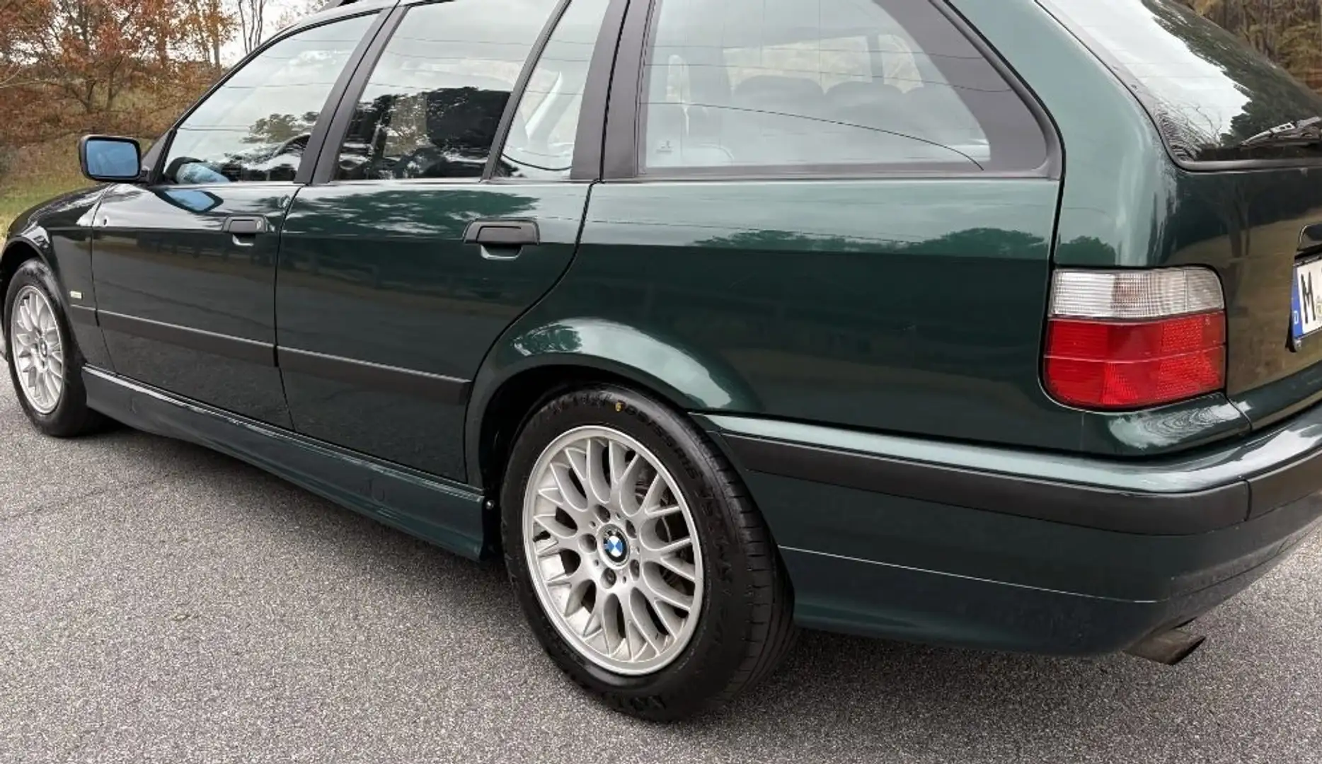 BMW 316 316i touring Vert - 1