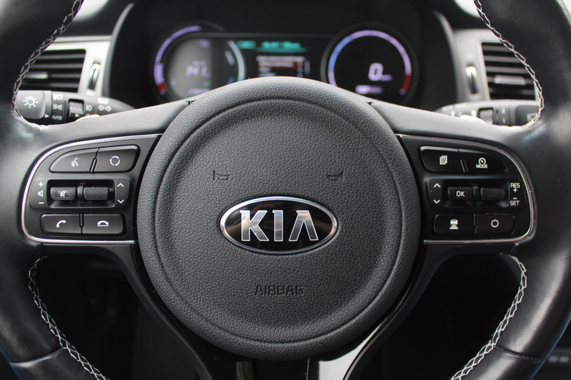Kia e-Niro ExecutiveLine 64 kWh / Camera / Leder / Keyless / — photo 34