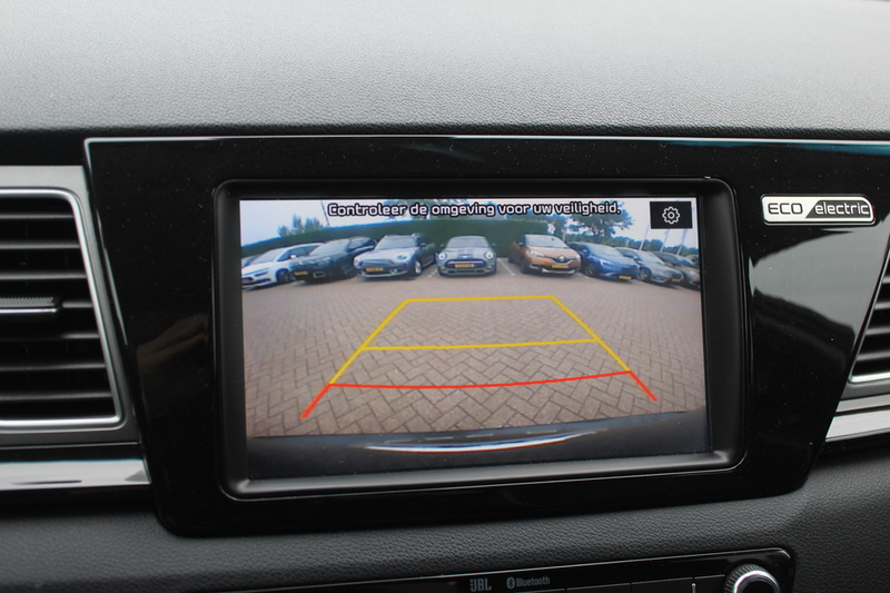 Kia e-Niro ExecutiveLine 64 kWh / Camera / Leder / Keyless / — photo 23