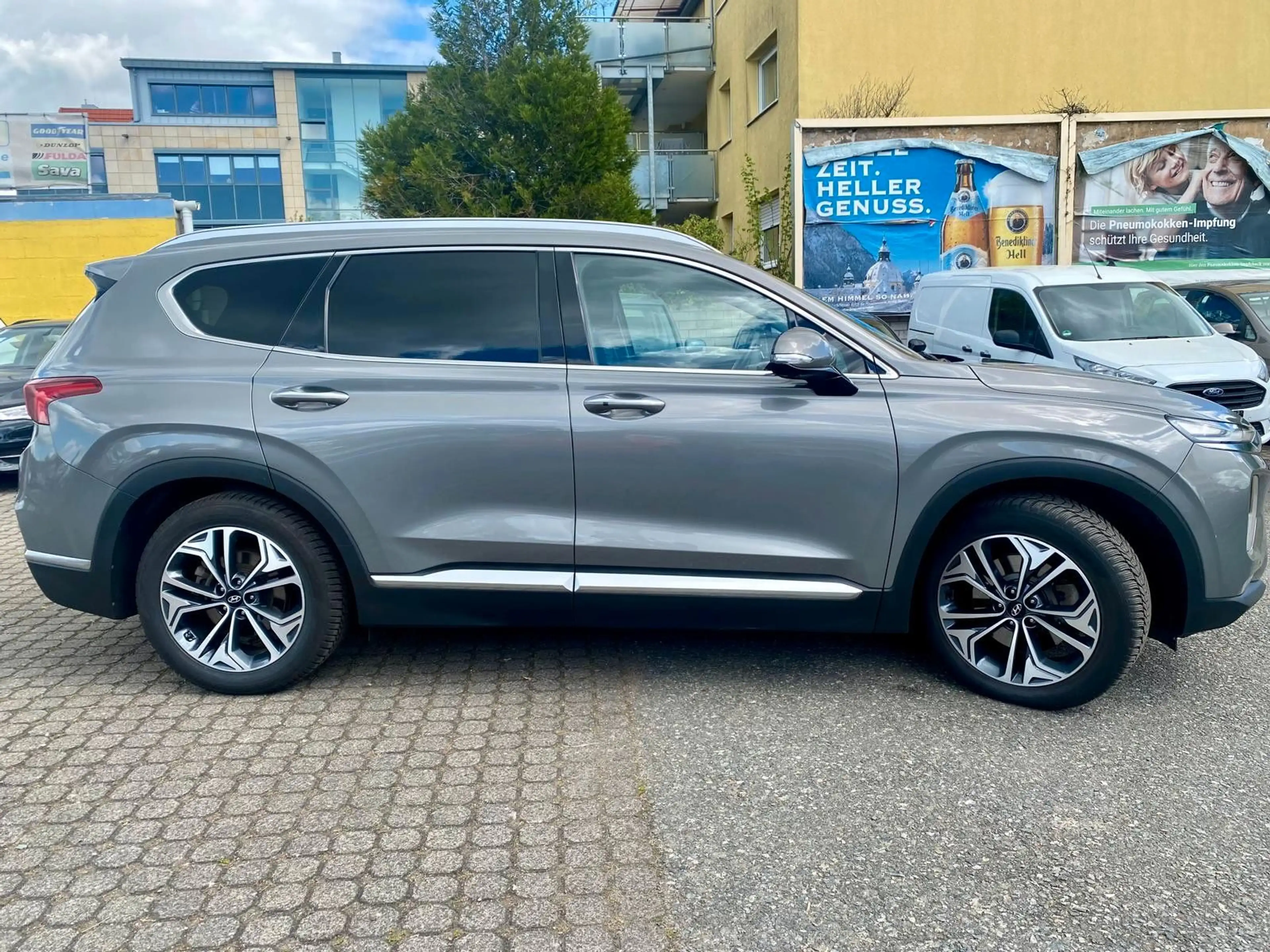 Hyundai SANTA FE Premium 4WD - 7 Sitzer -Panorama Dach — photo 5