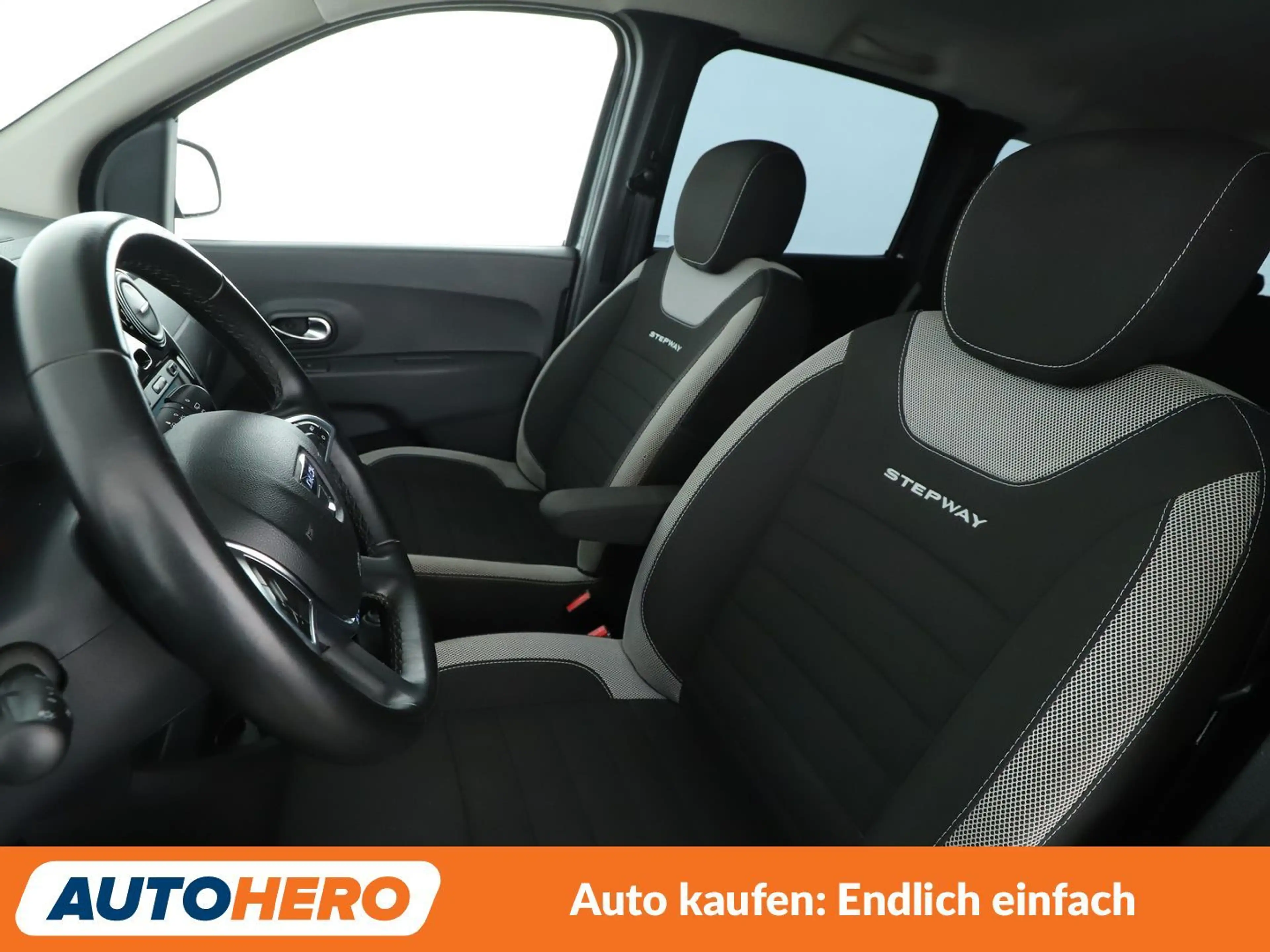 Dacia Lodgy 1.3 TCe Stepway Plus*CAM*PDC*NAVI*SHZ*TEMPO*KLIMA* — photo 10
