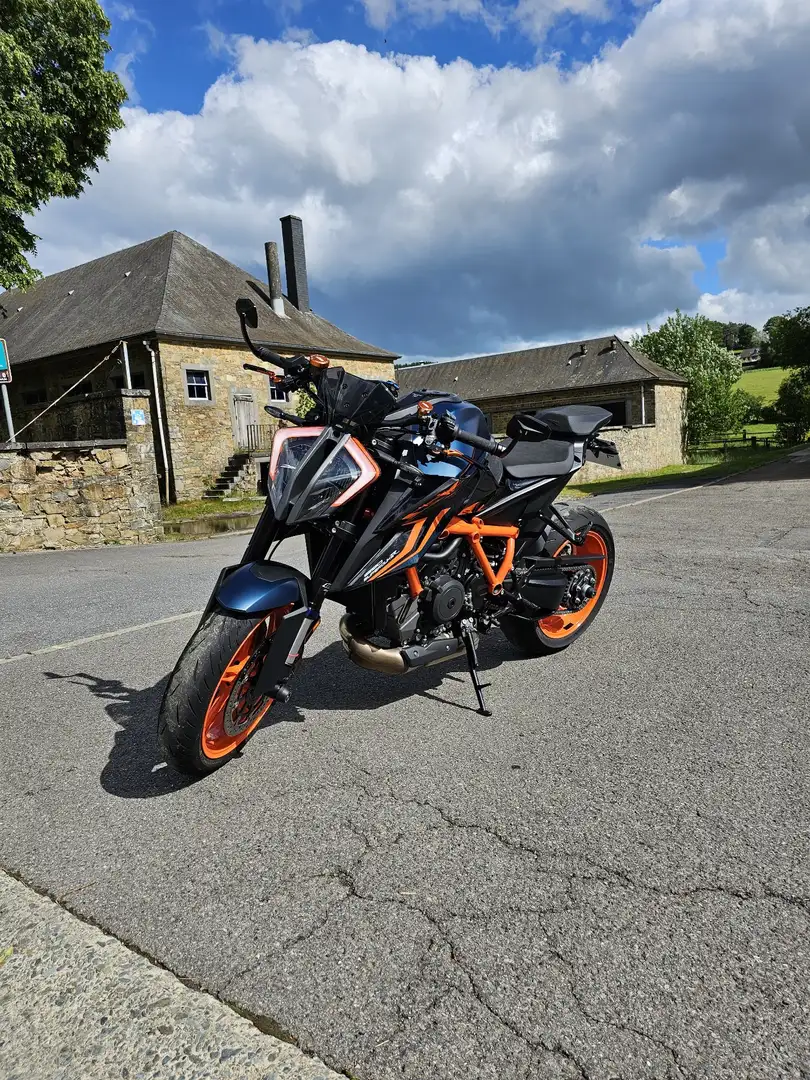 KTM 1290 Super Duke R Modrá - 1