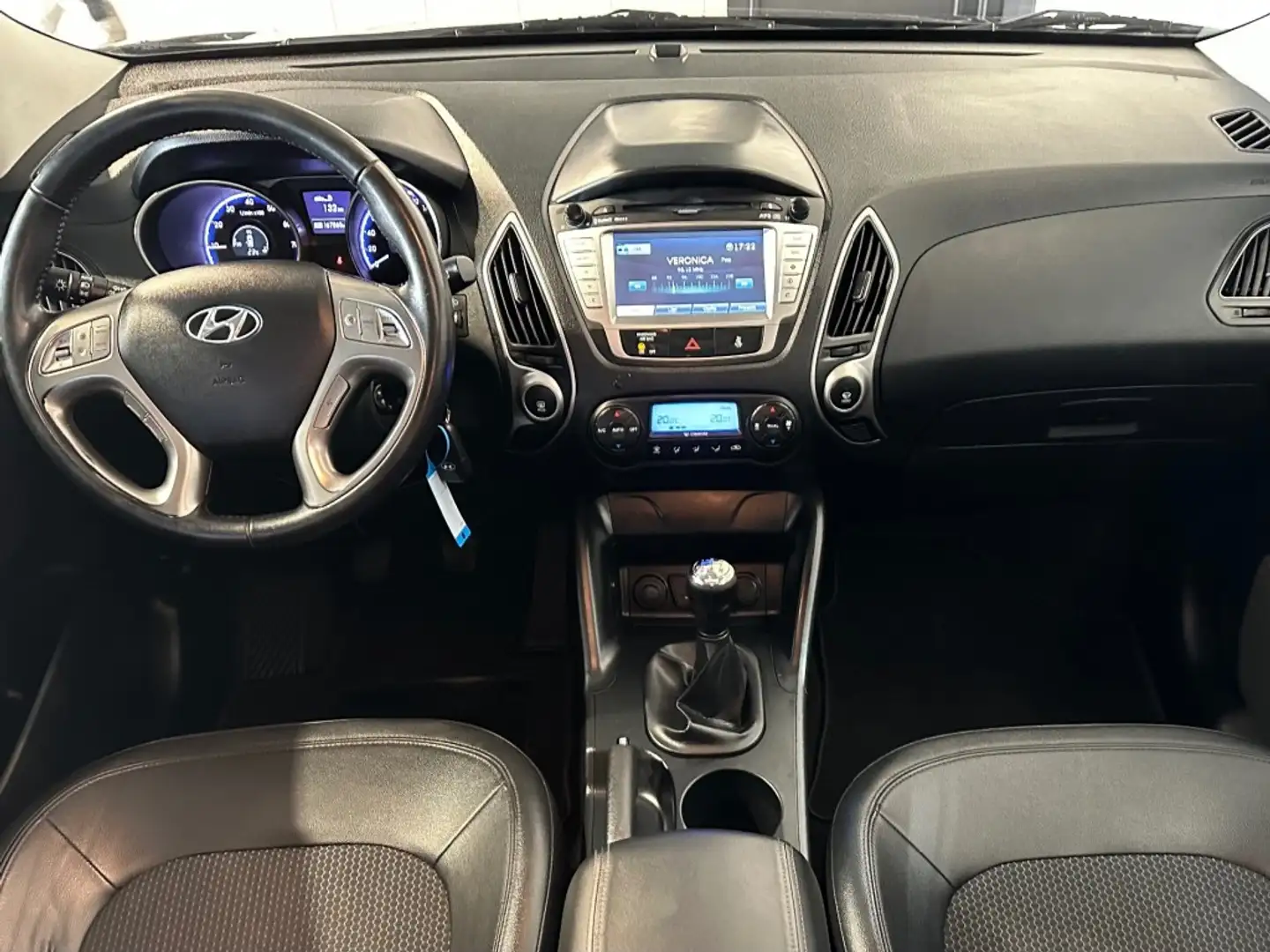 Hyundai iX35 2.0I STYLE l NAP l CAMERA l TREKHAAK l PANO l NAVI Negro - 2