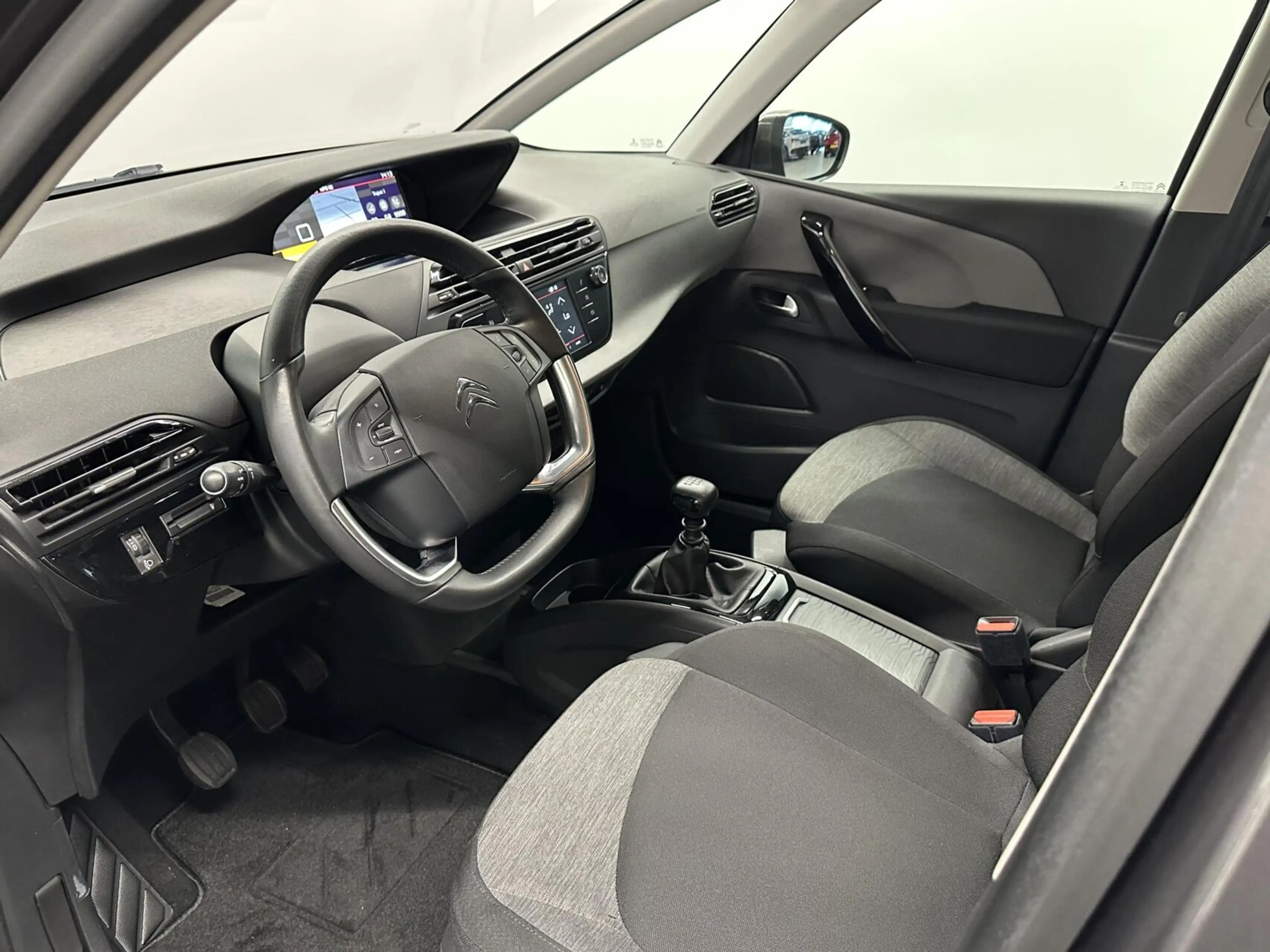 Citroen Grand C4 SpaceTourer 1.2 PureTech Business CARPLAY NAVI ECC CRUISE 8500 — photo 15