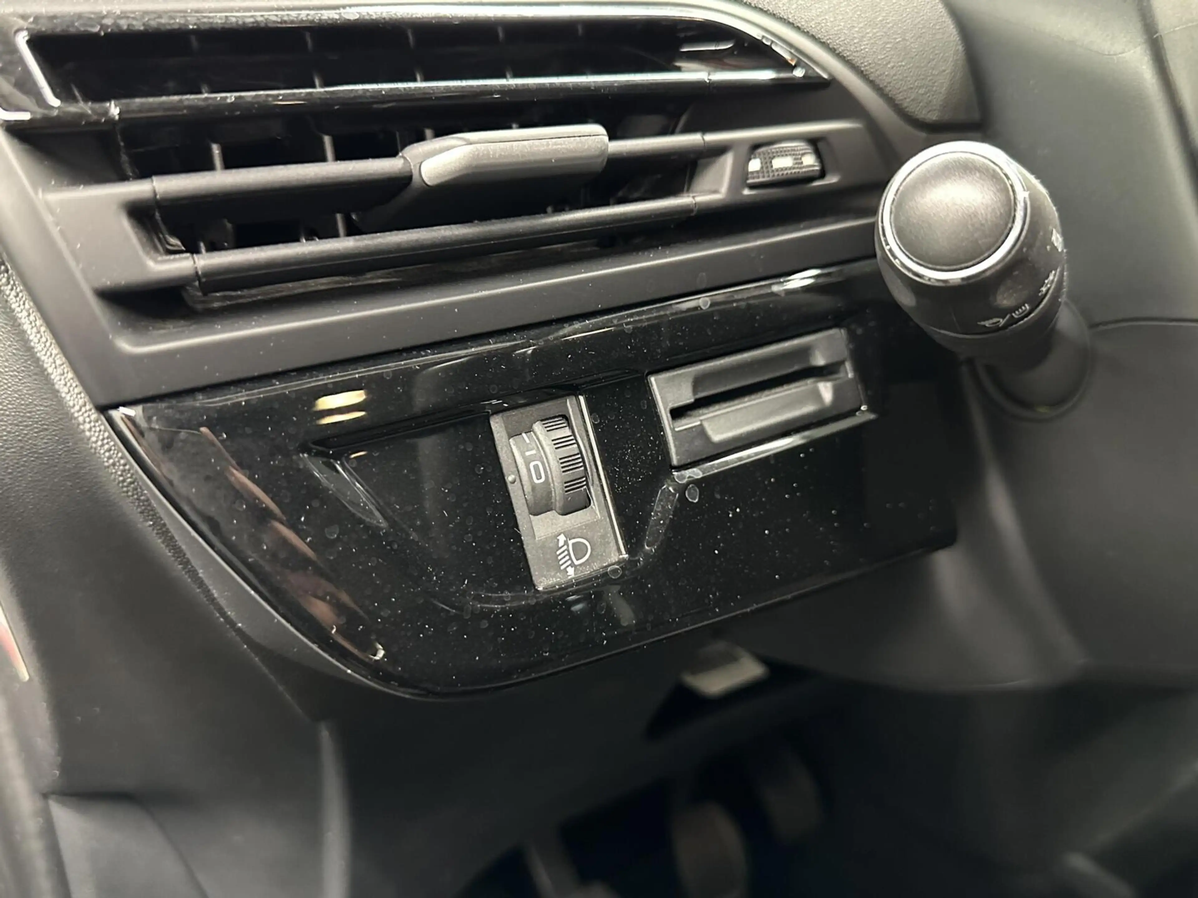 Citroen Grand C4 SpaceTourer 1.2 PureTech Business CARPLAY NAVI ECC CRUISE 8500 — photo 17